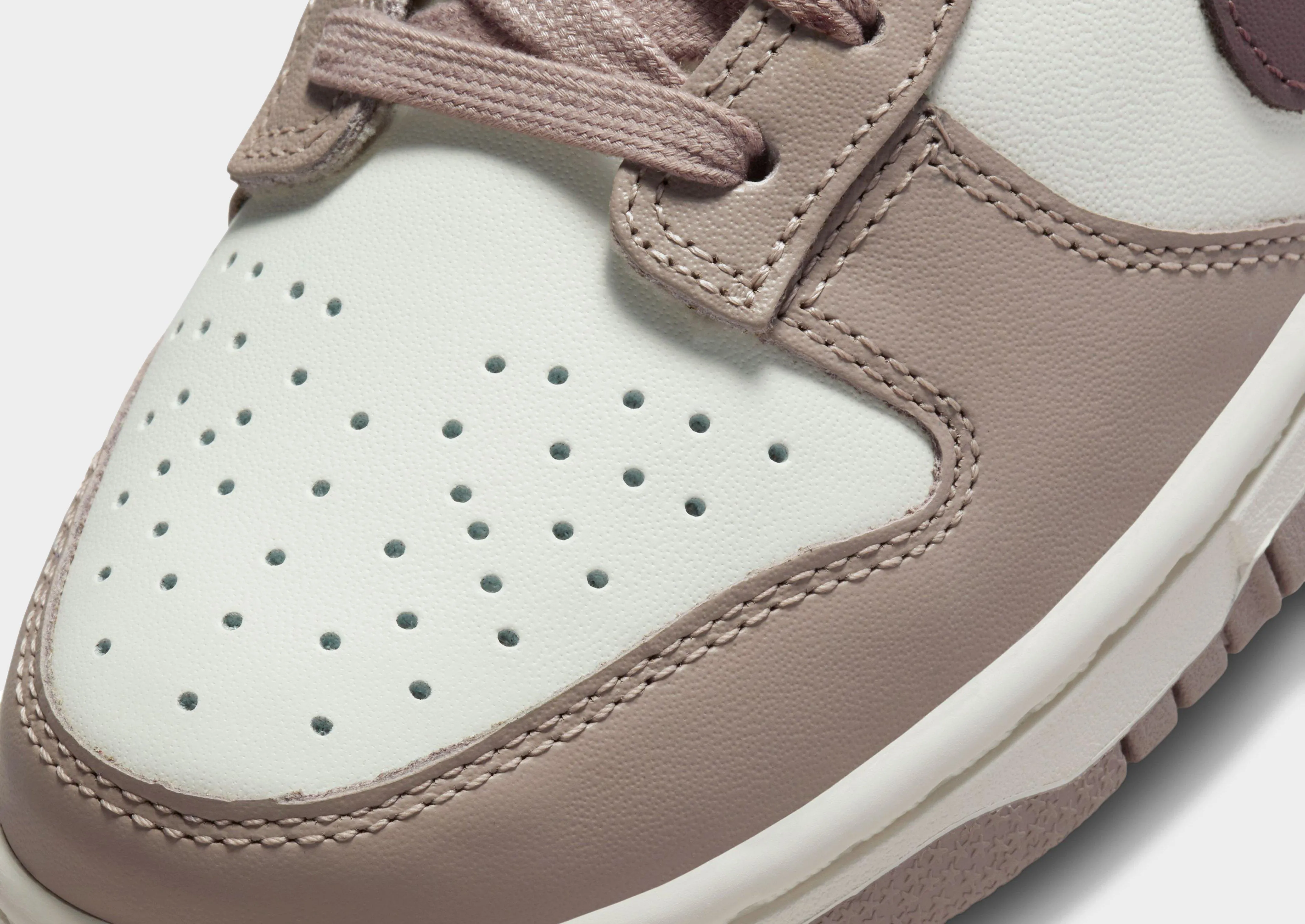Climb-Ready Dunk Low Women's