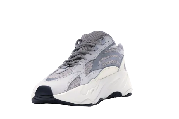 Comfortable Lacing YZY 700 V2 Static