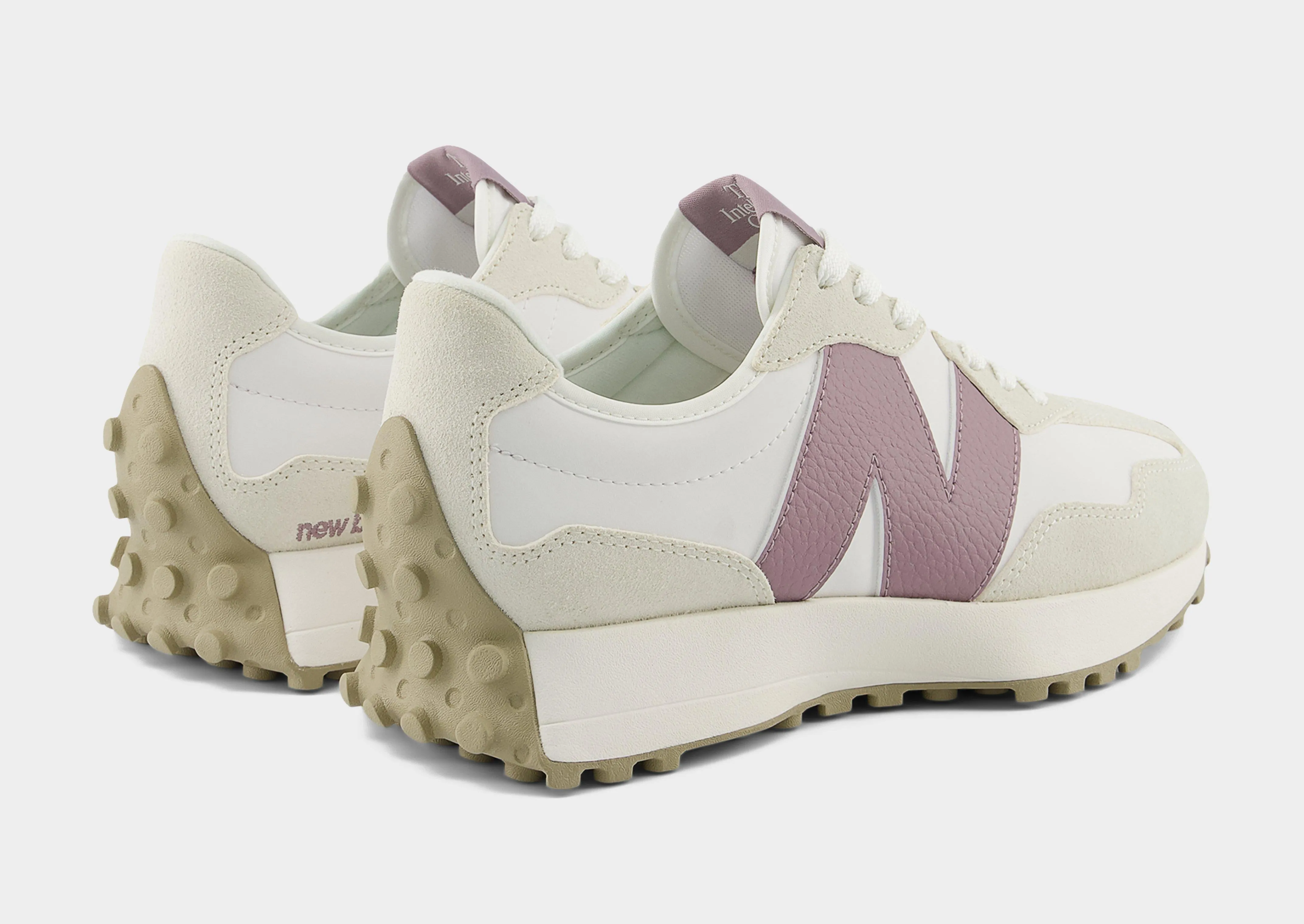 Comfortable Wear 327 Women's