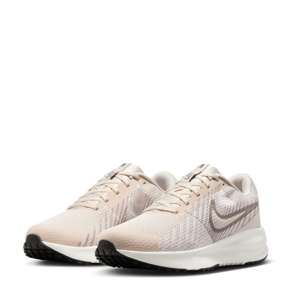 Comfy Flow Run Defy - Womens
