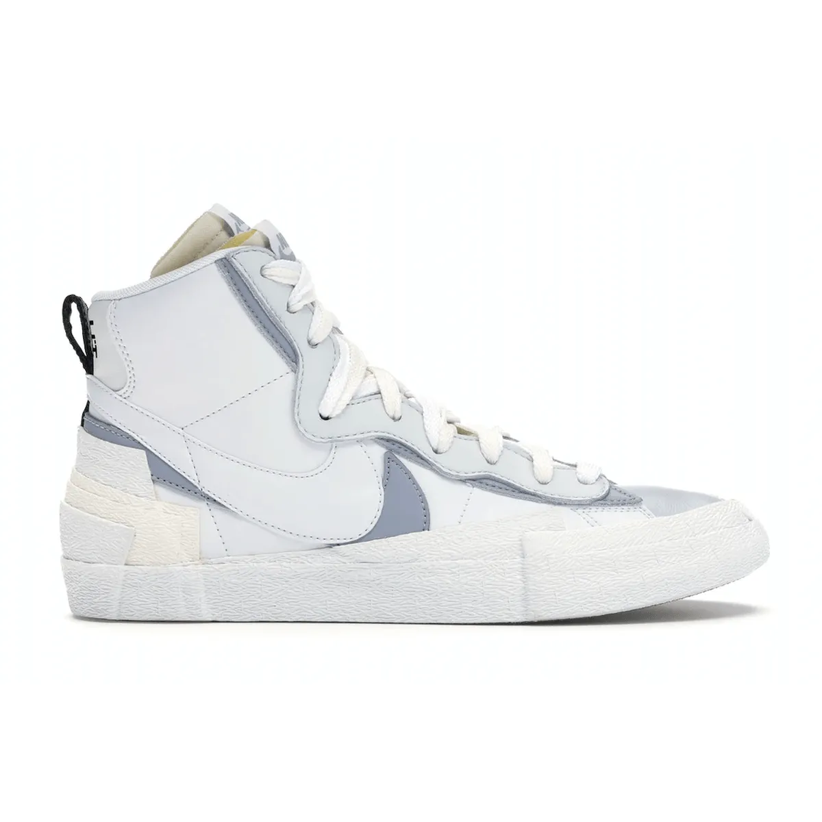 Nike Blazer Mid sacai White Grey Indoor Ease