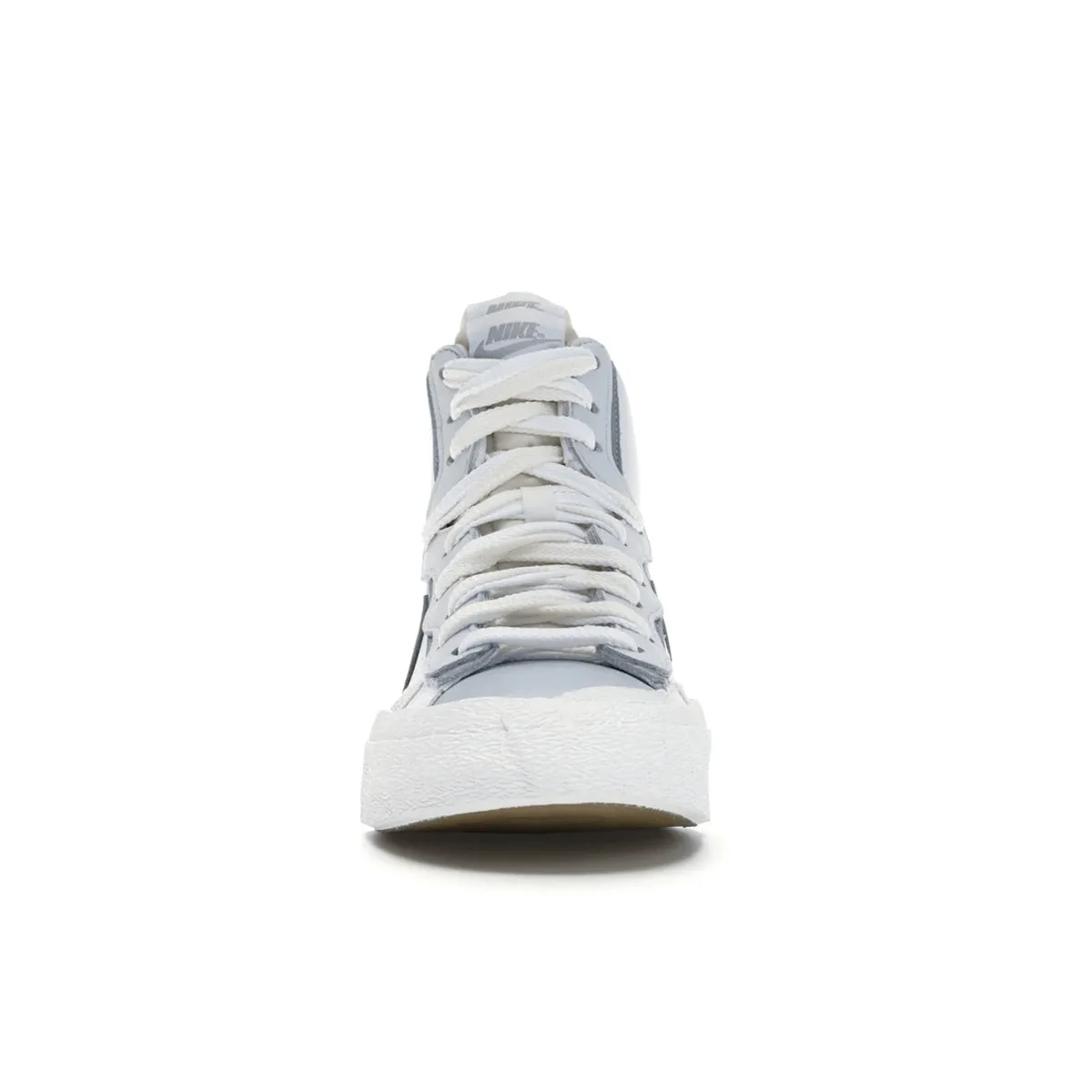 Comfy Step Nike Blazer Mid sacai White Grey