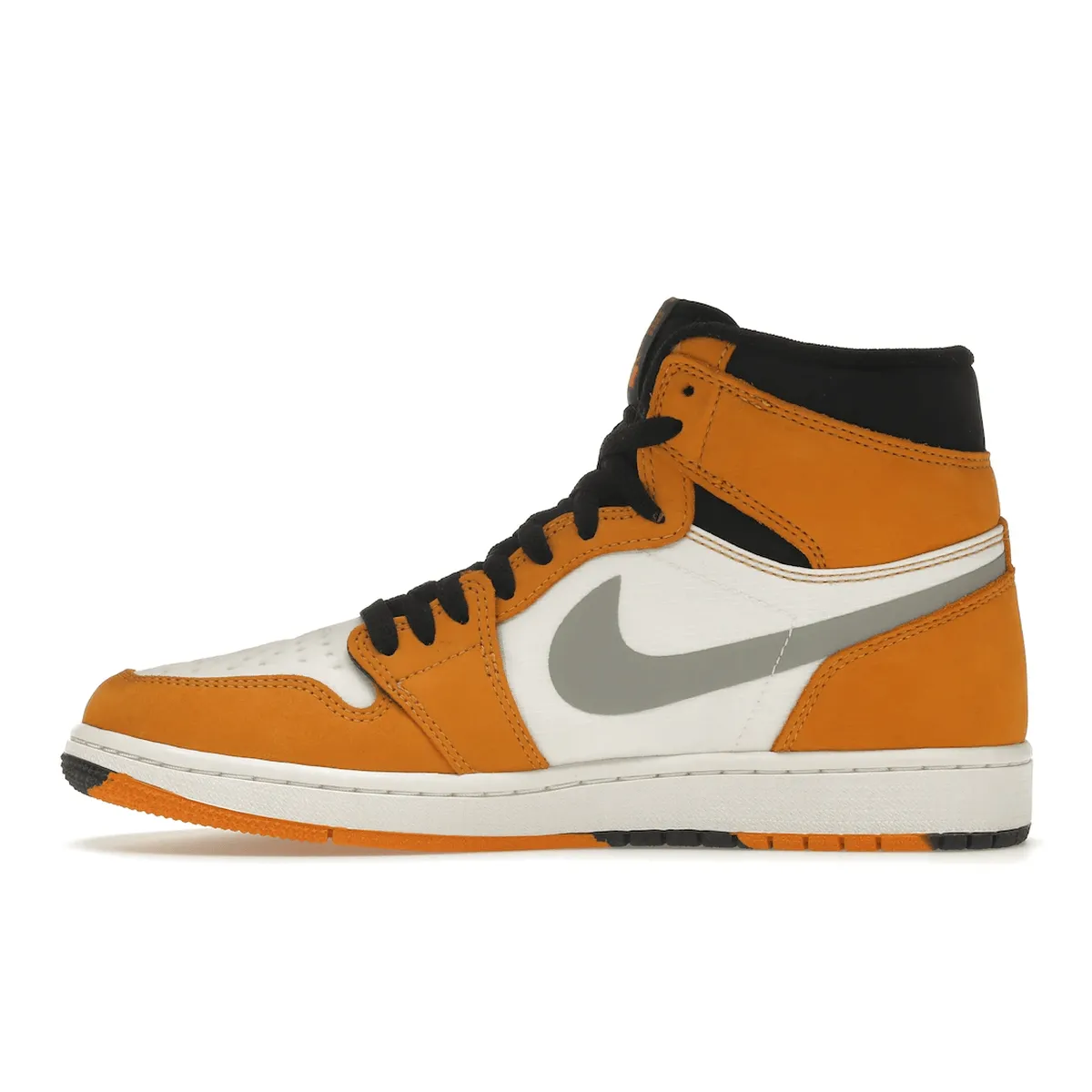 Core Strength Flex Air Jordan 1 Retro High Element Gore-Tex Light Curry
