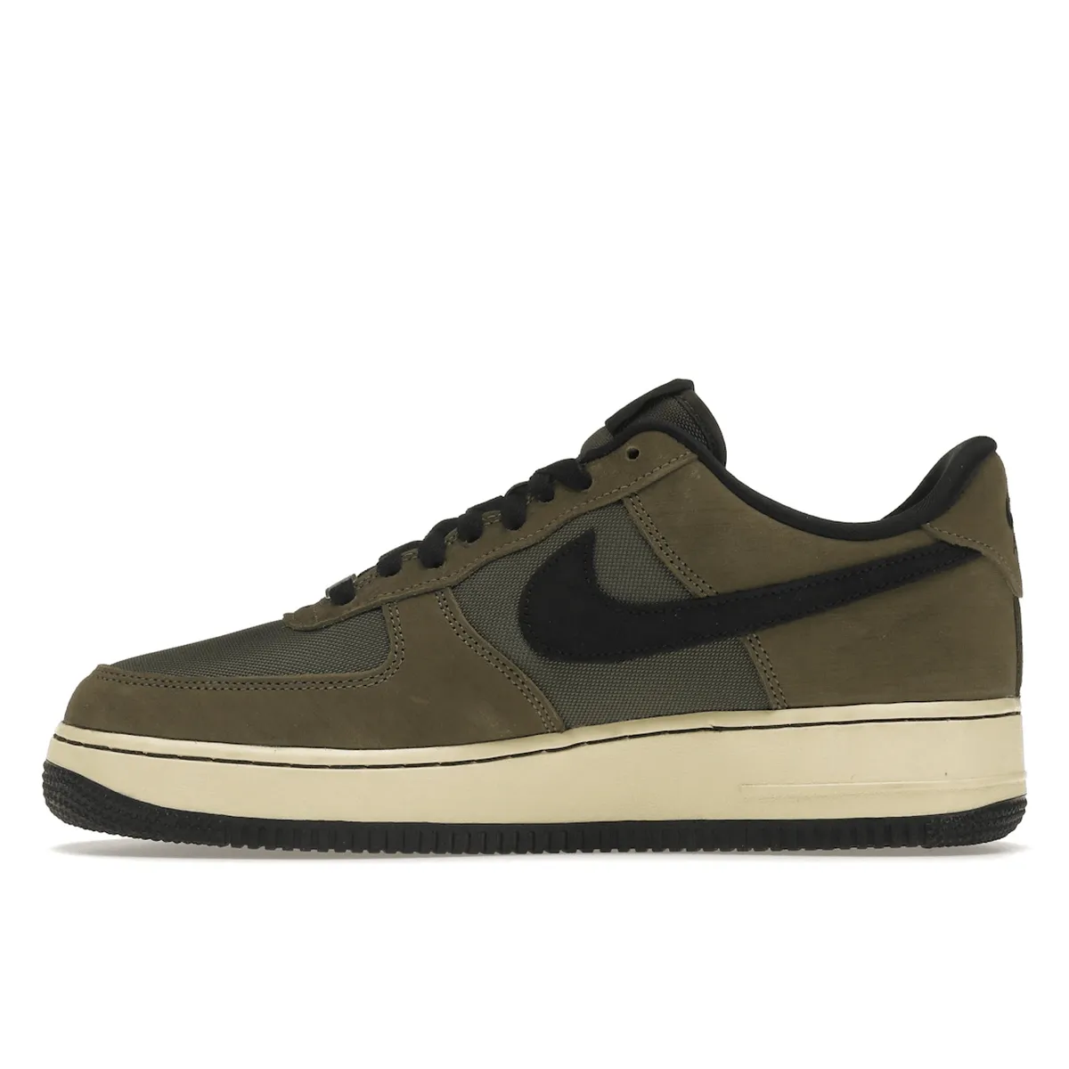 Daily Mode Air Force 1 Low SP Undefeated Ballistic Dunk vs. AF1