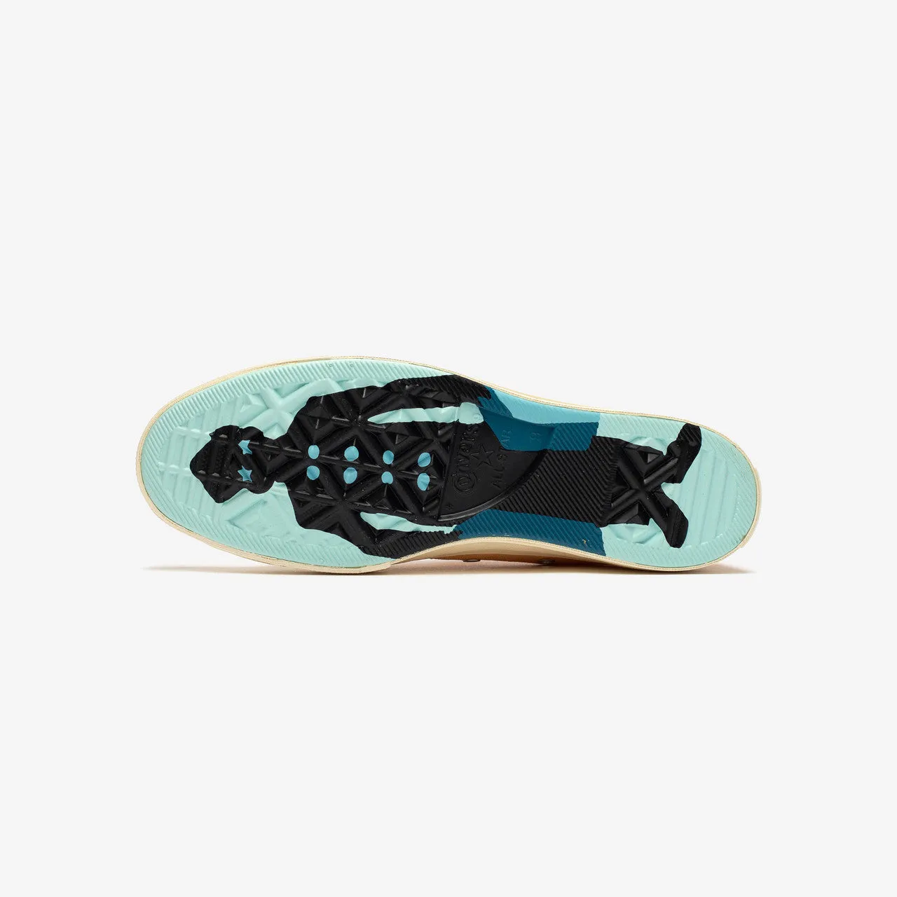 Darryl Chuck 70 x GOLF le FLEUR* Luxe cushioning