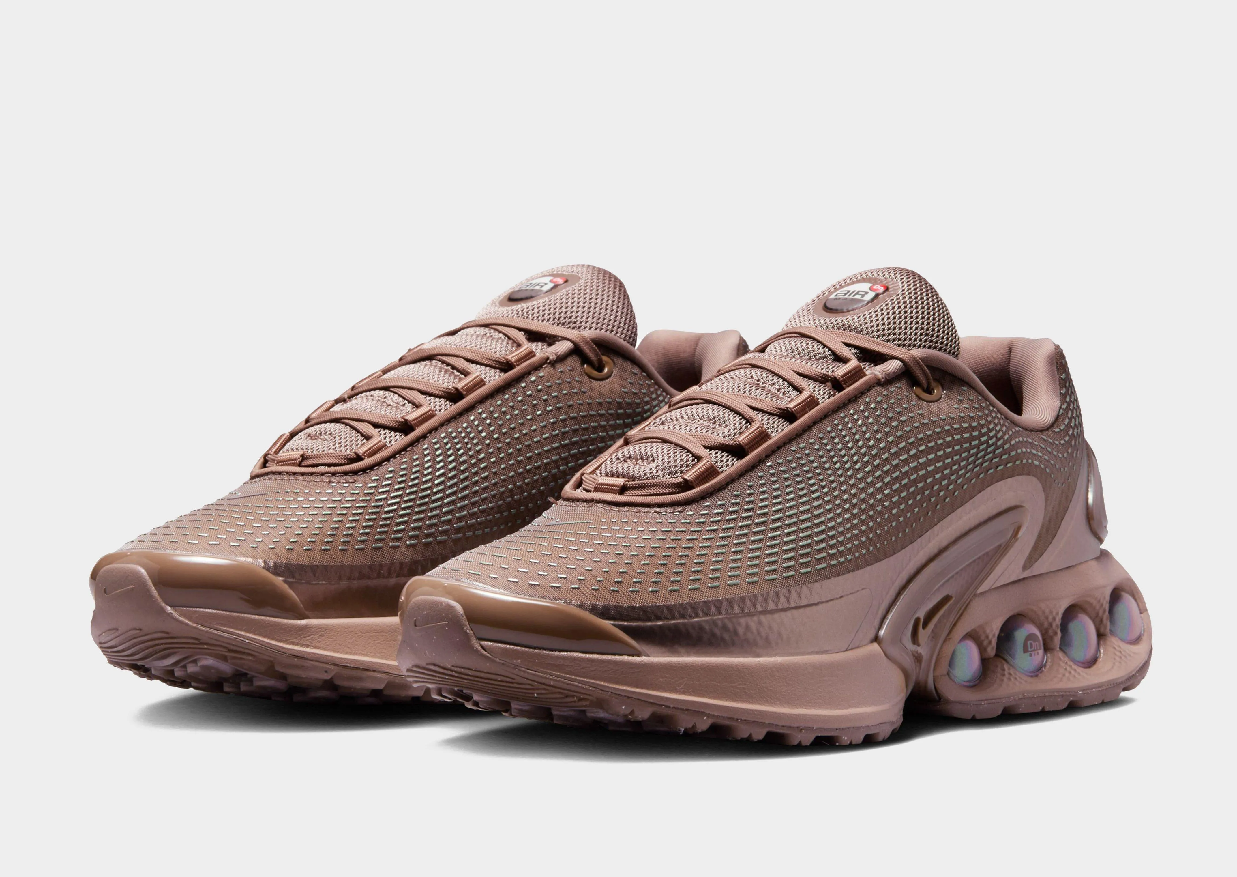 Dual-Band Air Max DN Women's