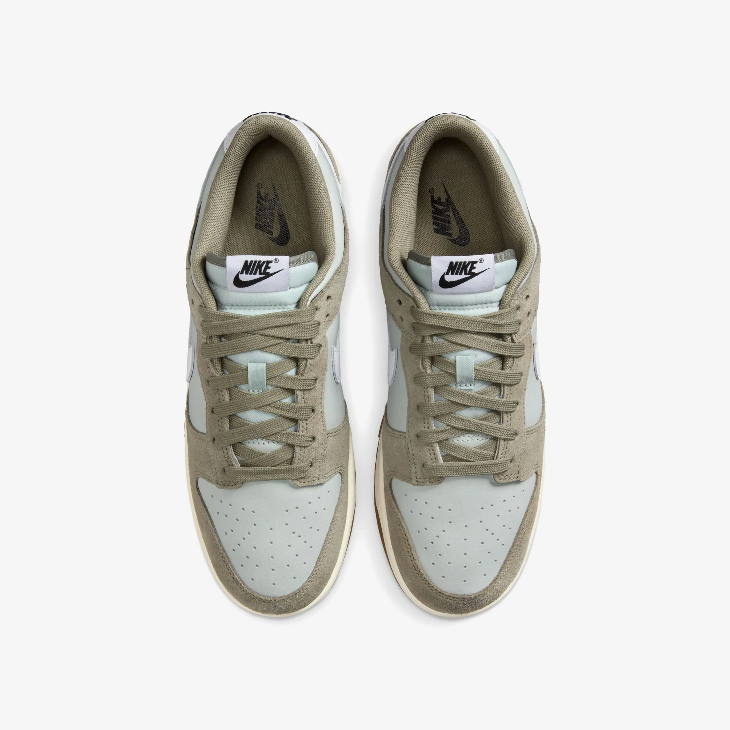 Dunk Low Retro Se Casual cushioning