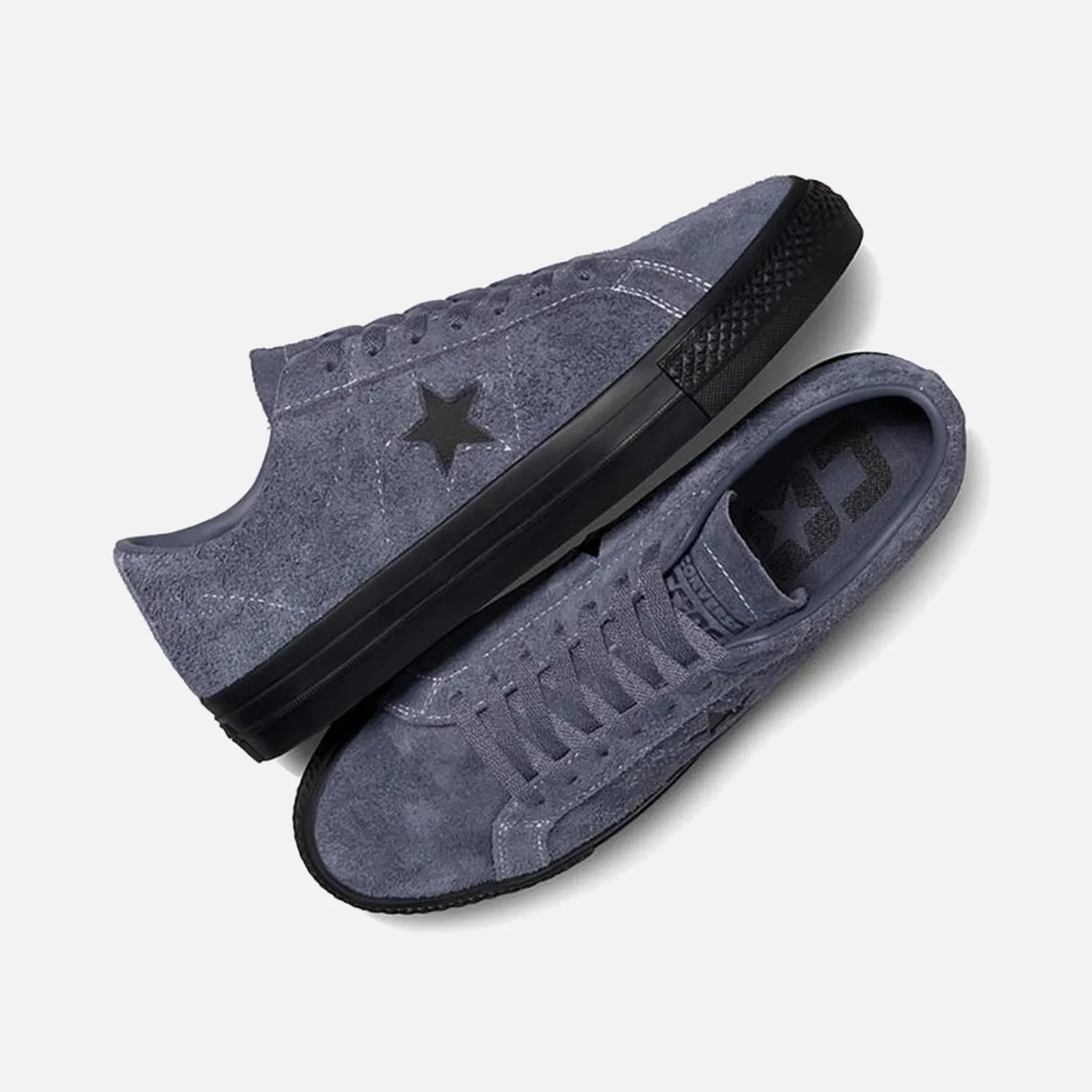 Durable outsole Converse One Star Pro Classic Suede Low Dark Moth