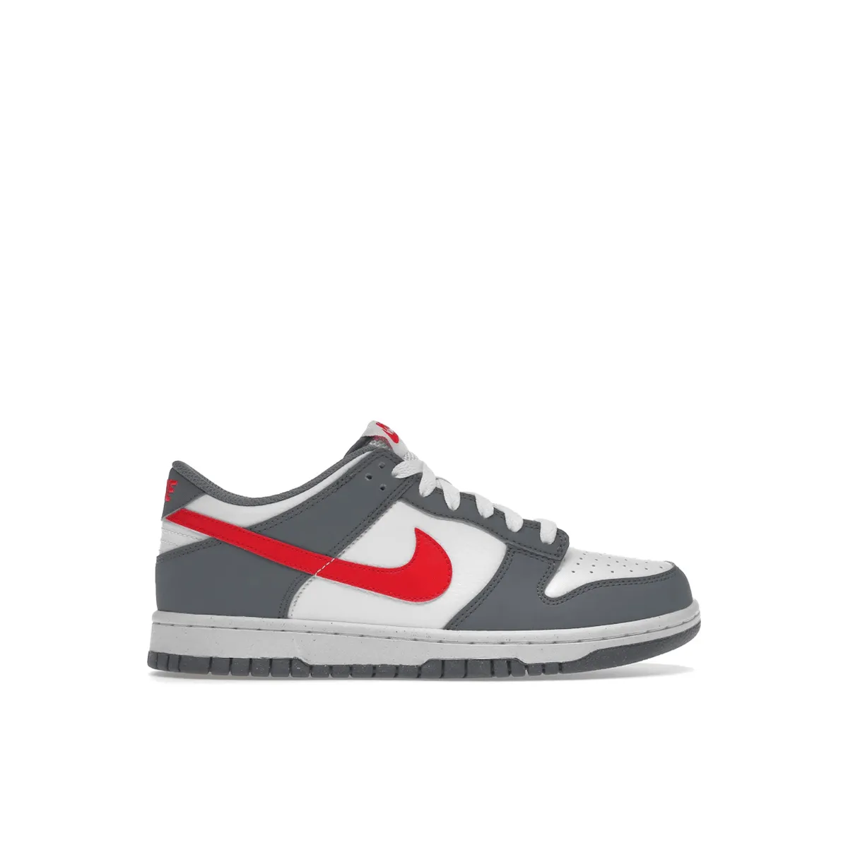 Summit Hike Strong Grip Nike Dunk Low Next Nature Smoke Grey Light Crimson