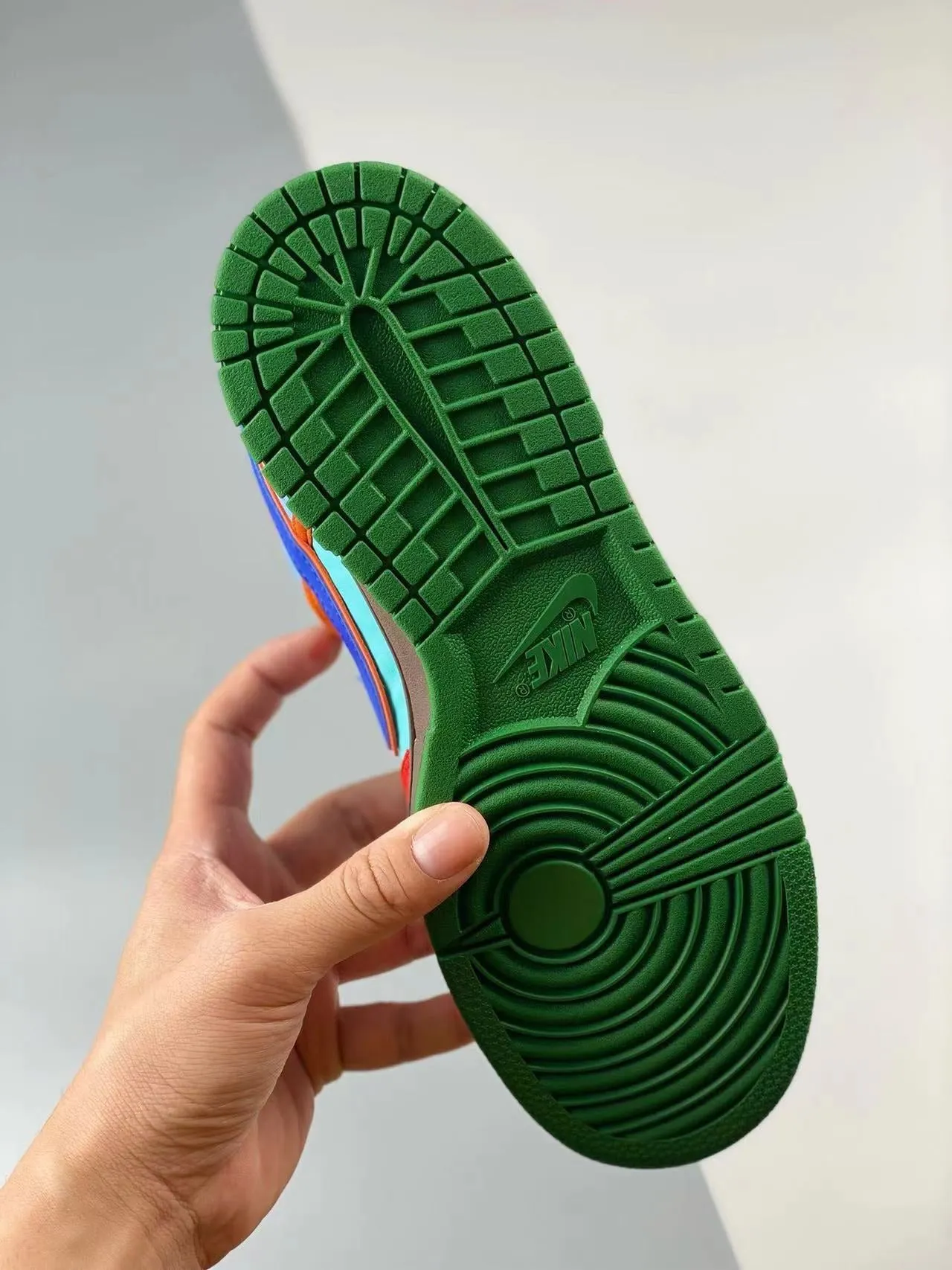 Easy Slip-On Dunk Low Pro SB 'What The'