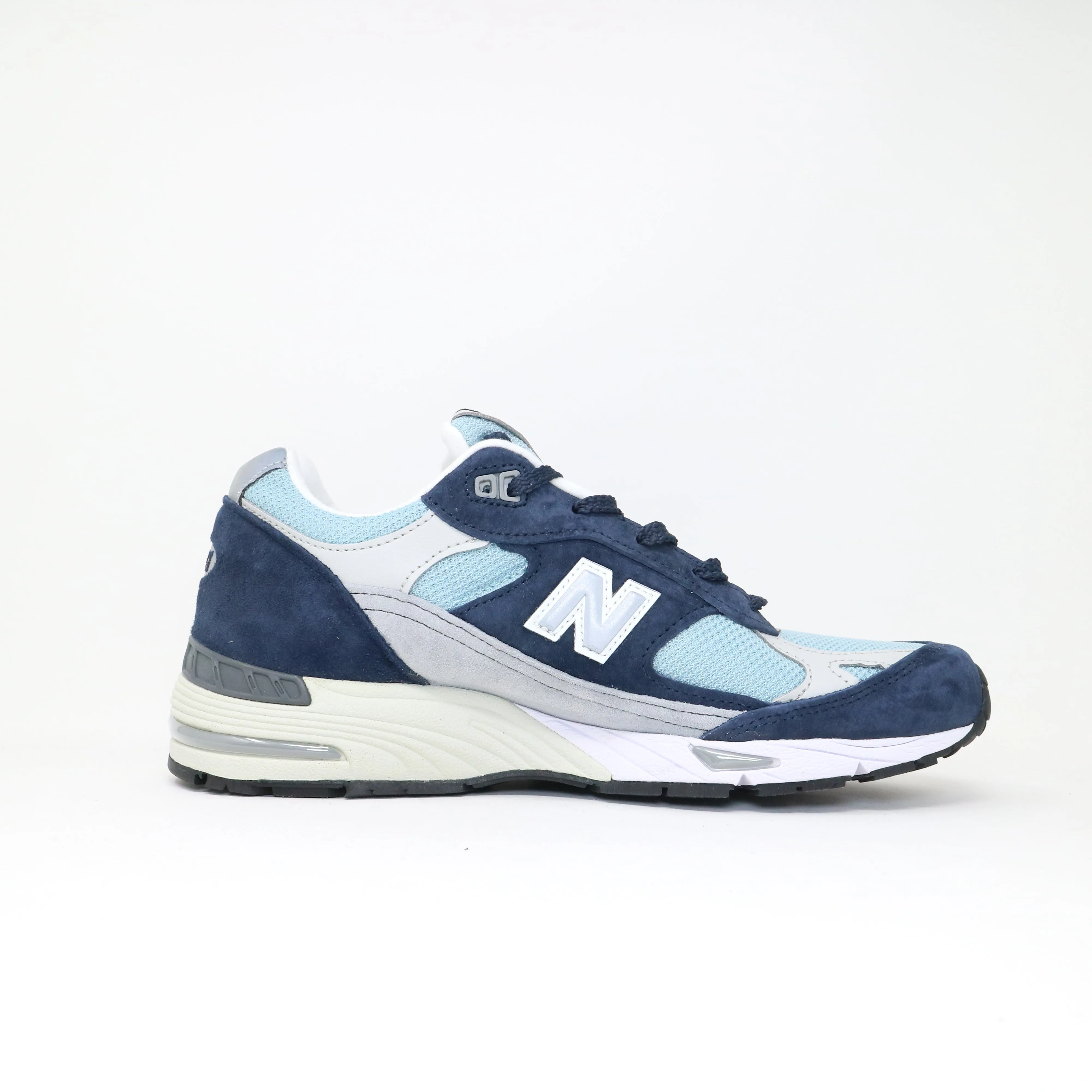 Enhanced stability factor Women's New Balance 991 NBP - Blue