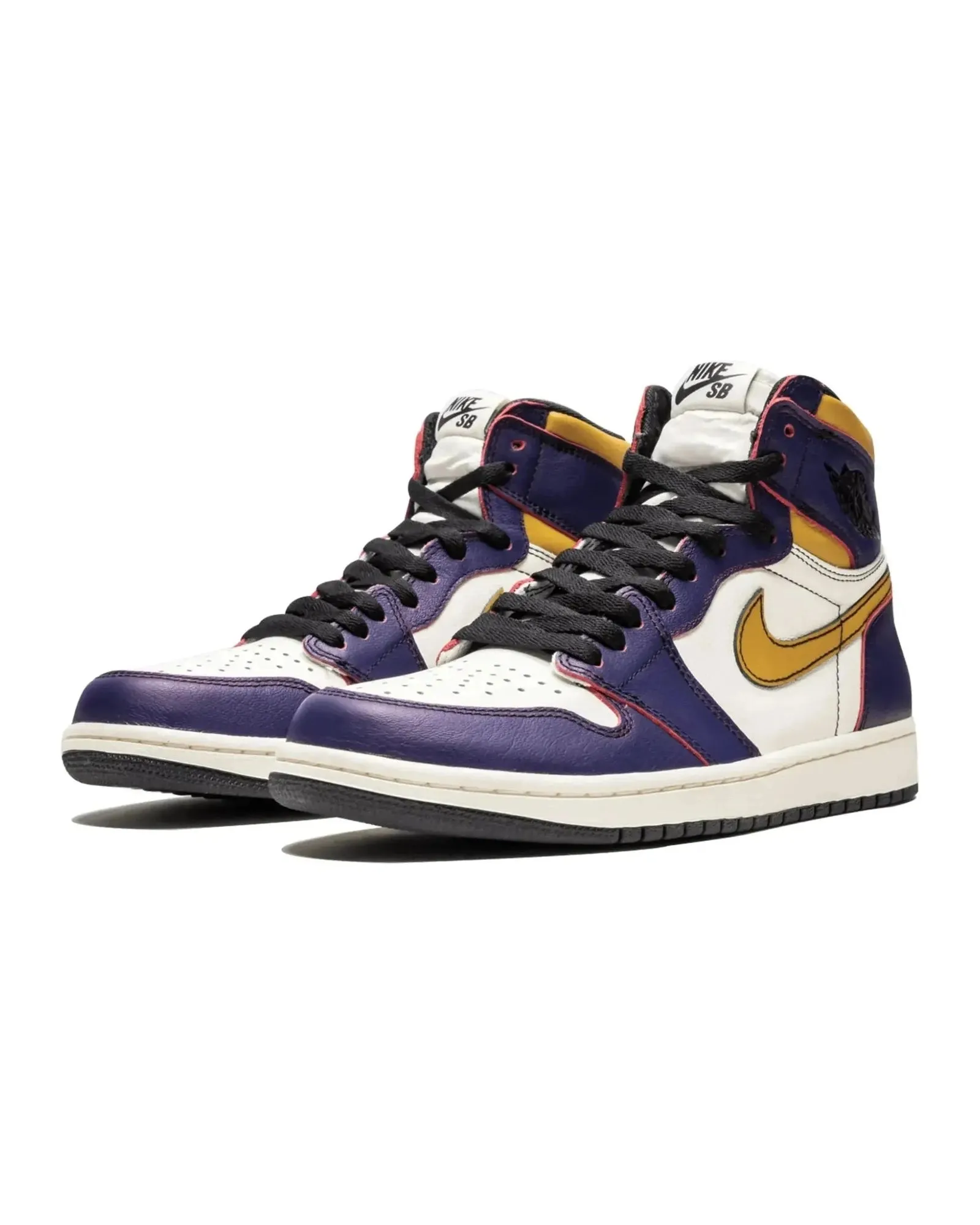 Ergonomic Step Flow Nike Air Jordan 1 Retro High Defiant SB LA to Chicago