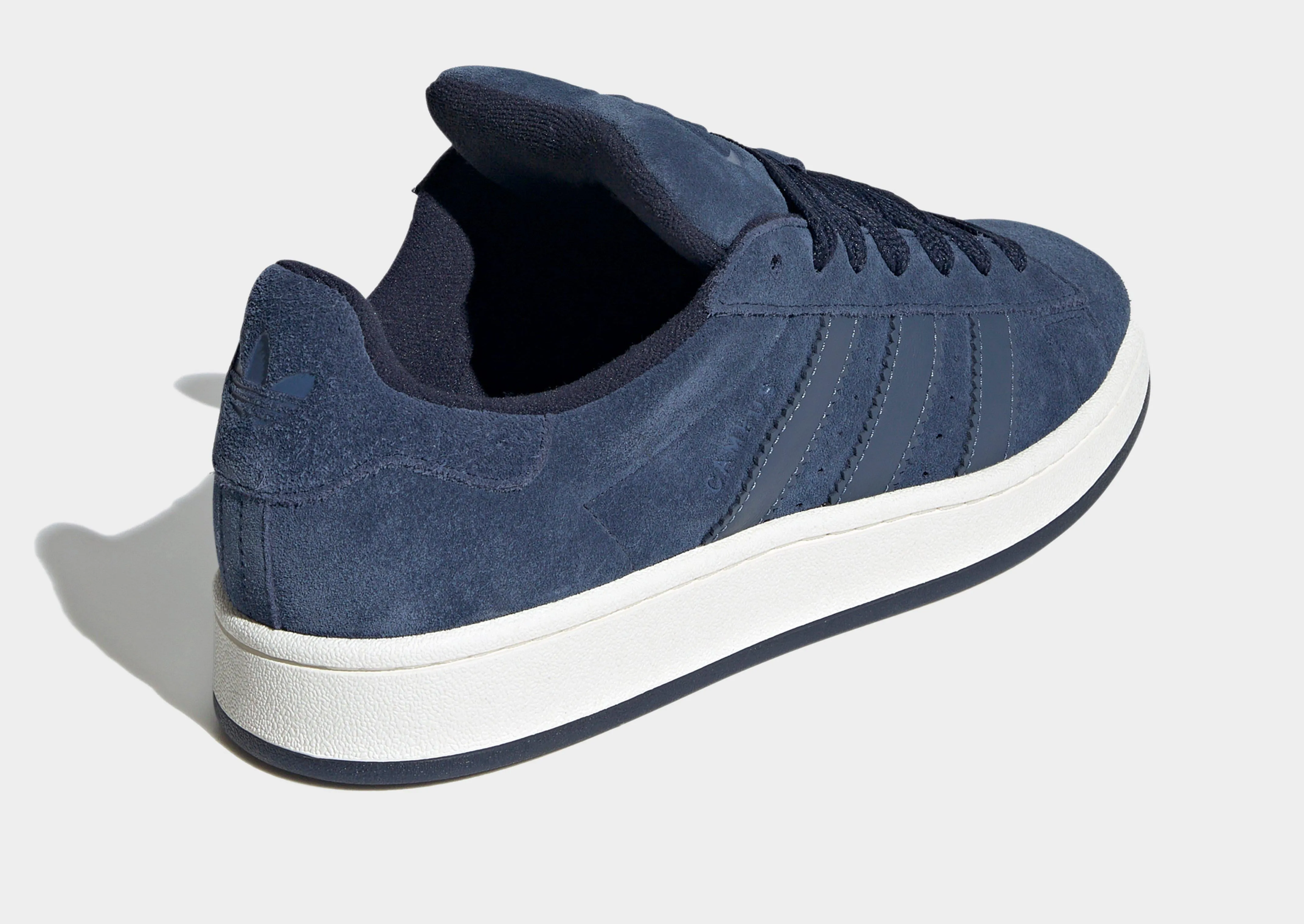 essential Campus 00s Women's