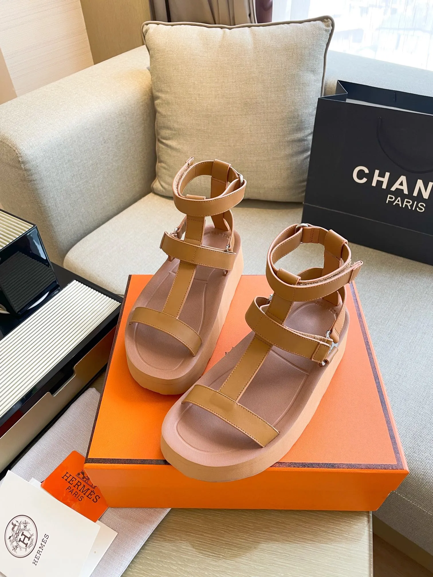 Eva Midsole New Hermes HIGH HEELS 054