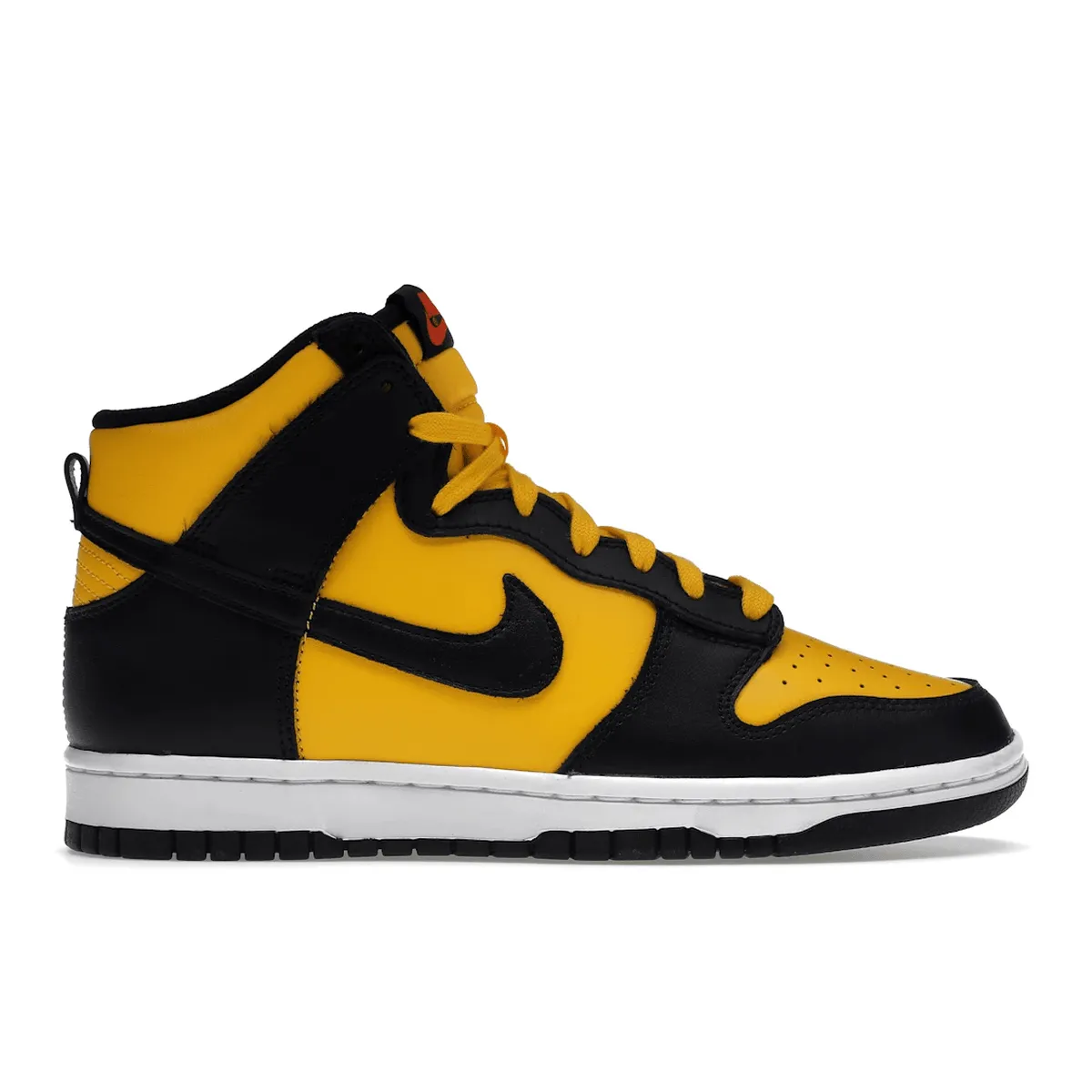Everyday Trend Nike Dunk High Retro Reverse Goldenrod
