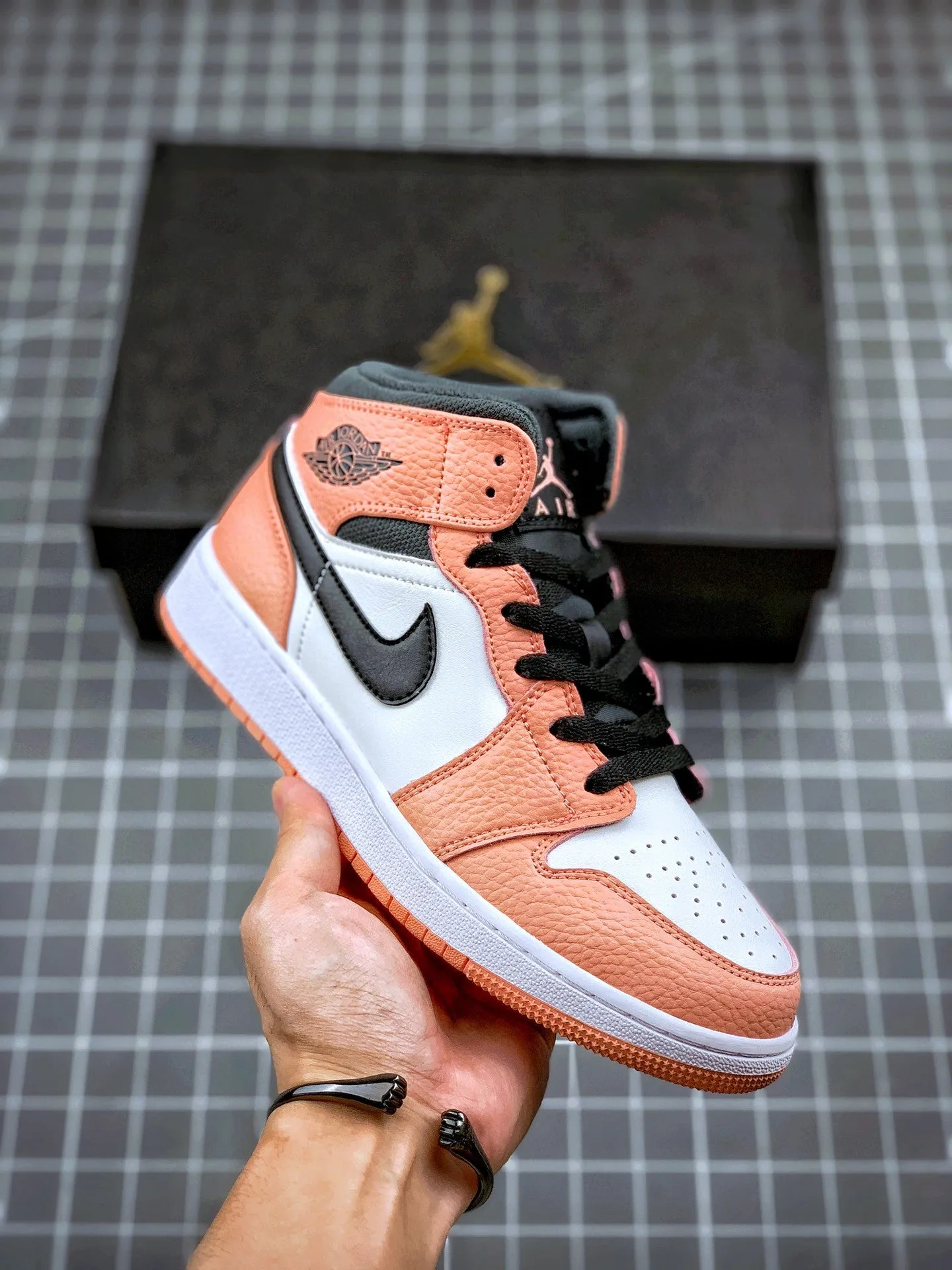 Exclusive Design AJ1 Pink Quartz