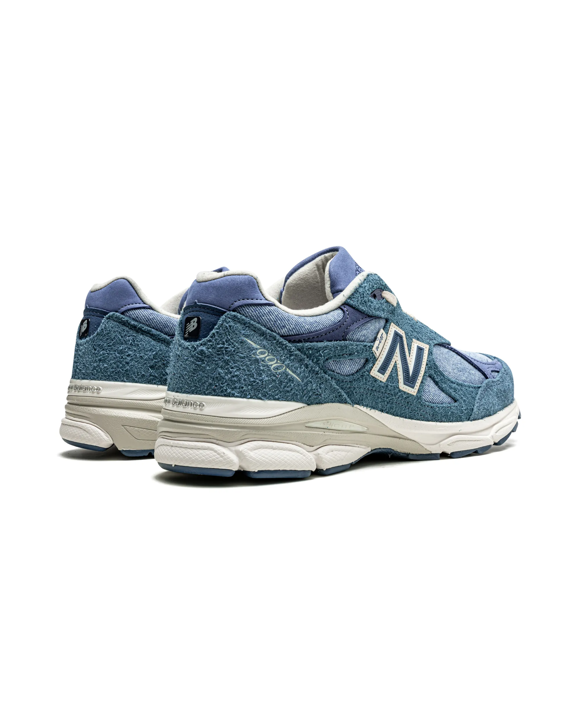 Fast - Flow New Balance 990v3 MiUSA Levi's Denim