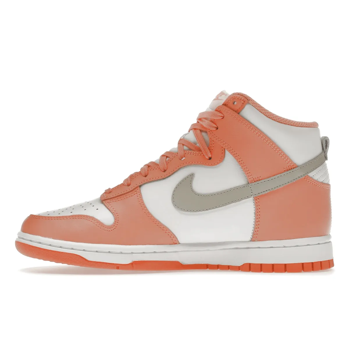 Flexible Step Move-In-Out Nike Dunk High Salmon