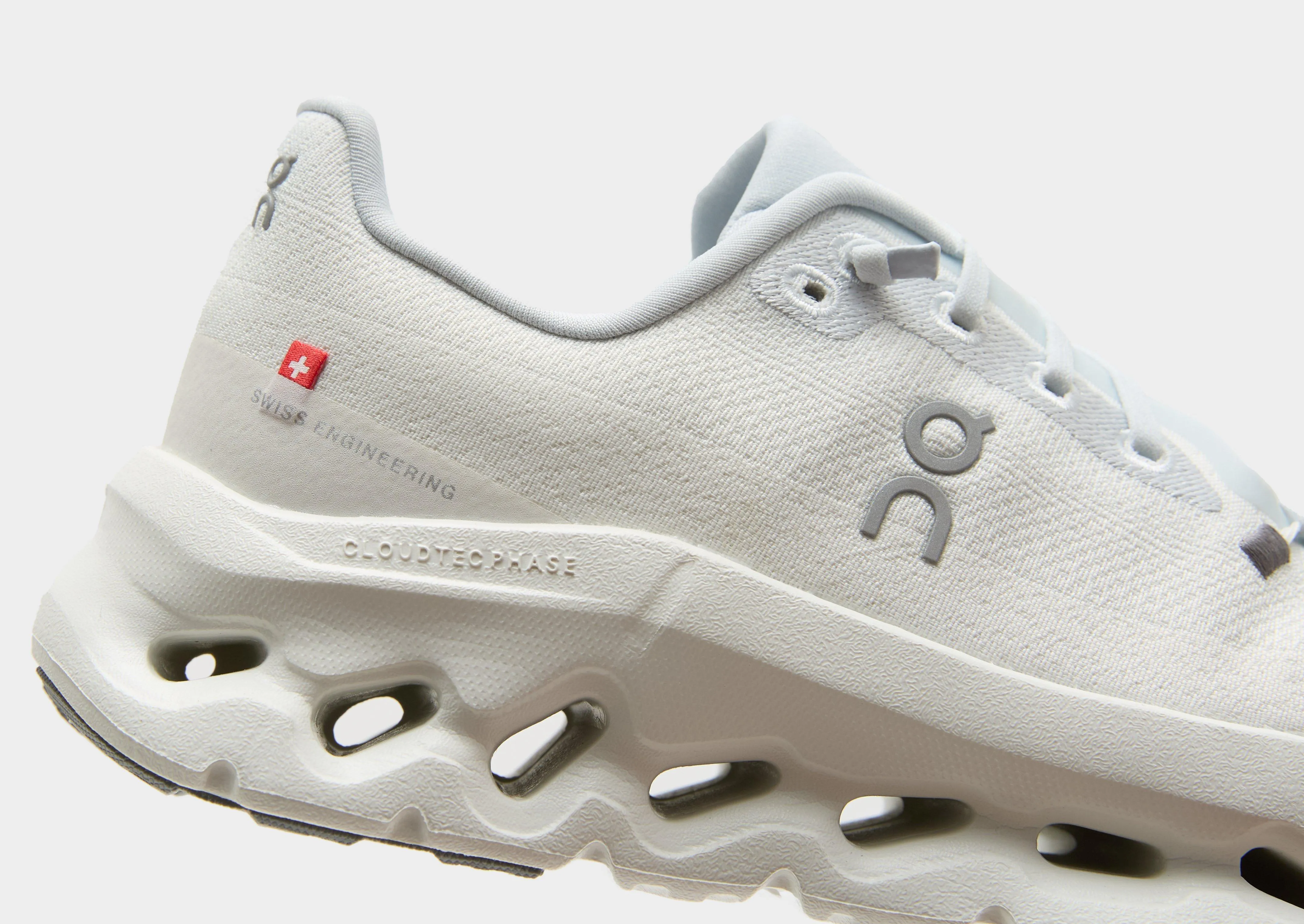 Foil-Finish Cloudtilt Women's