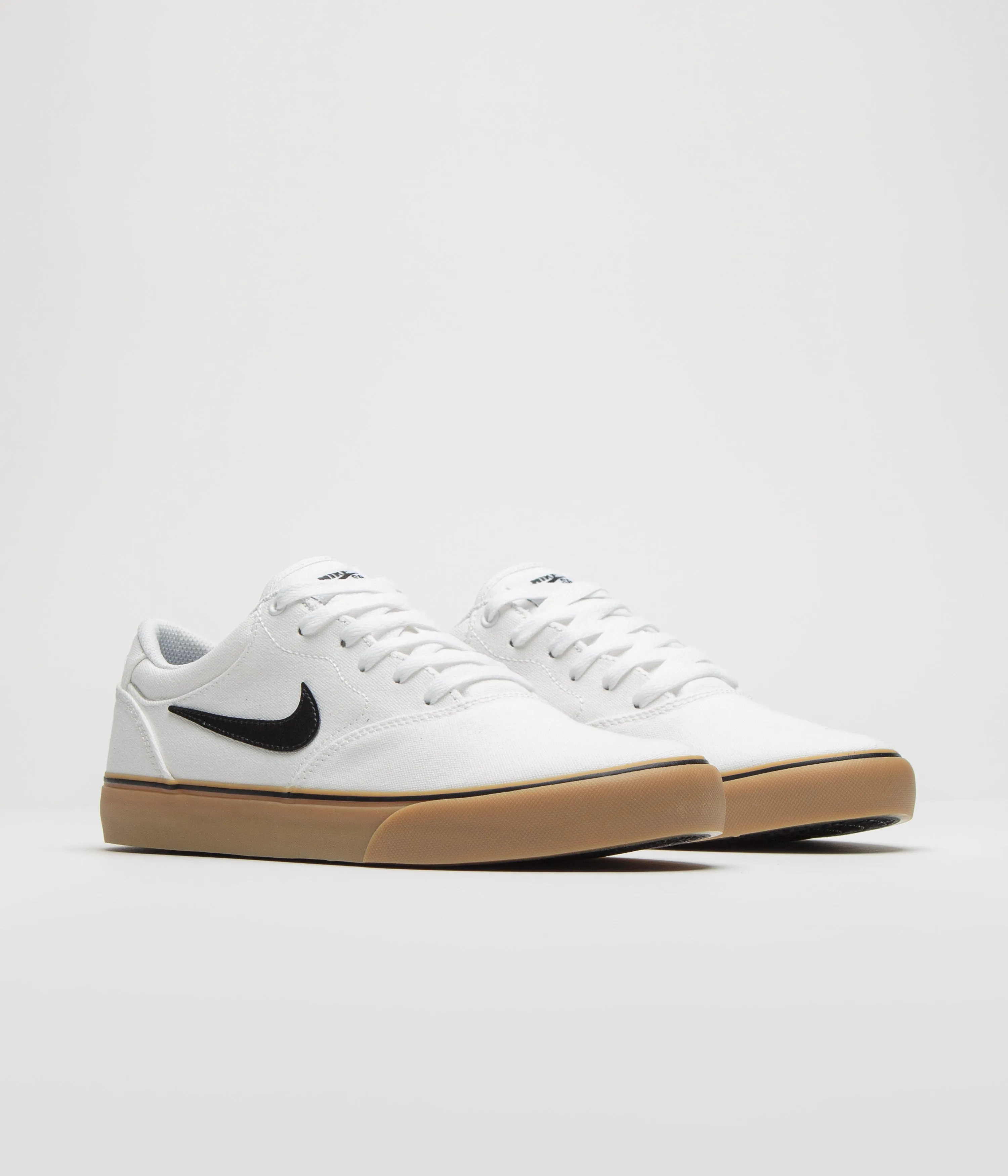 Nike SB Chron 2 Canvas Shoes in White and Black and White - Gum Light Brown