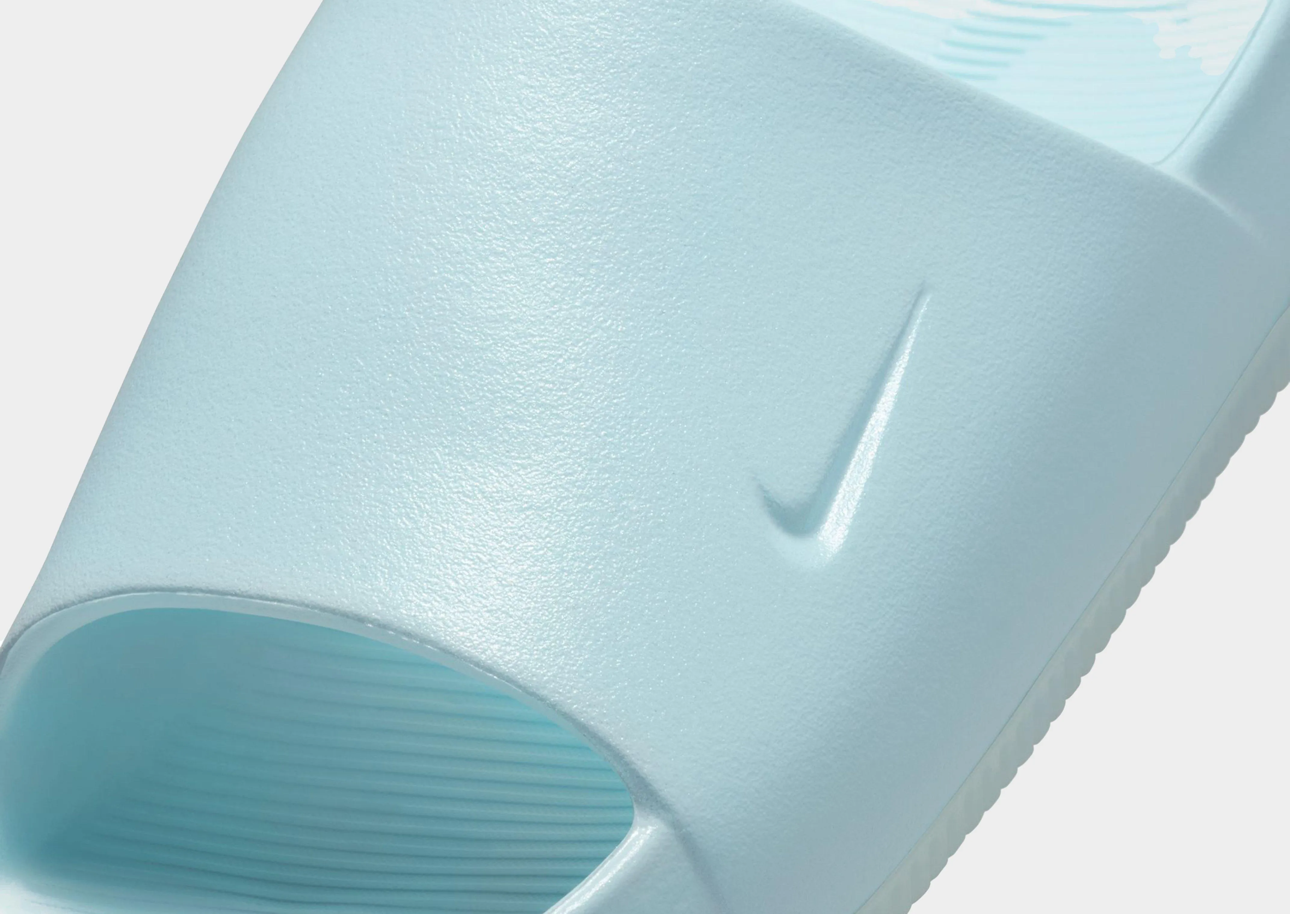 Frost-Pro Calm SE Slides Women's