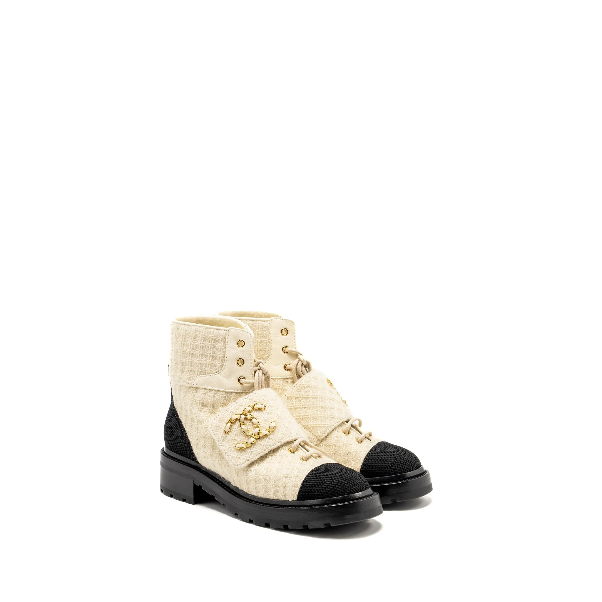 Grip Power Chanel Size 39 22K Lace Up Boots Wool Tweed/Fabric Ivory/Black