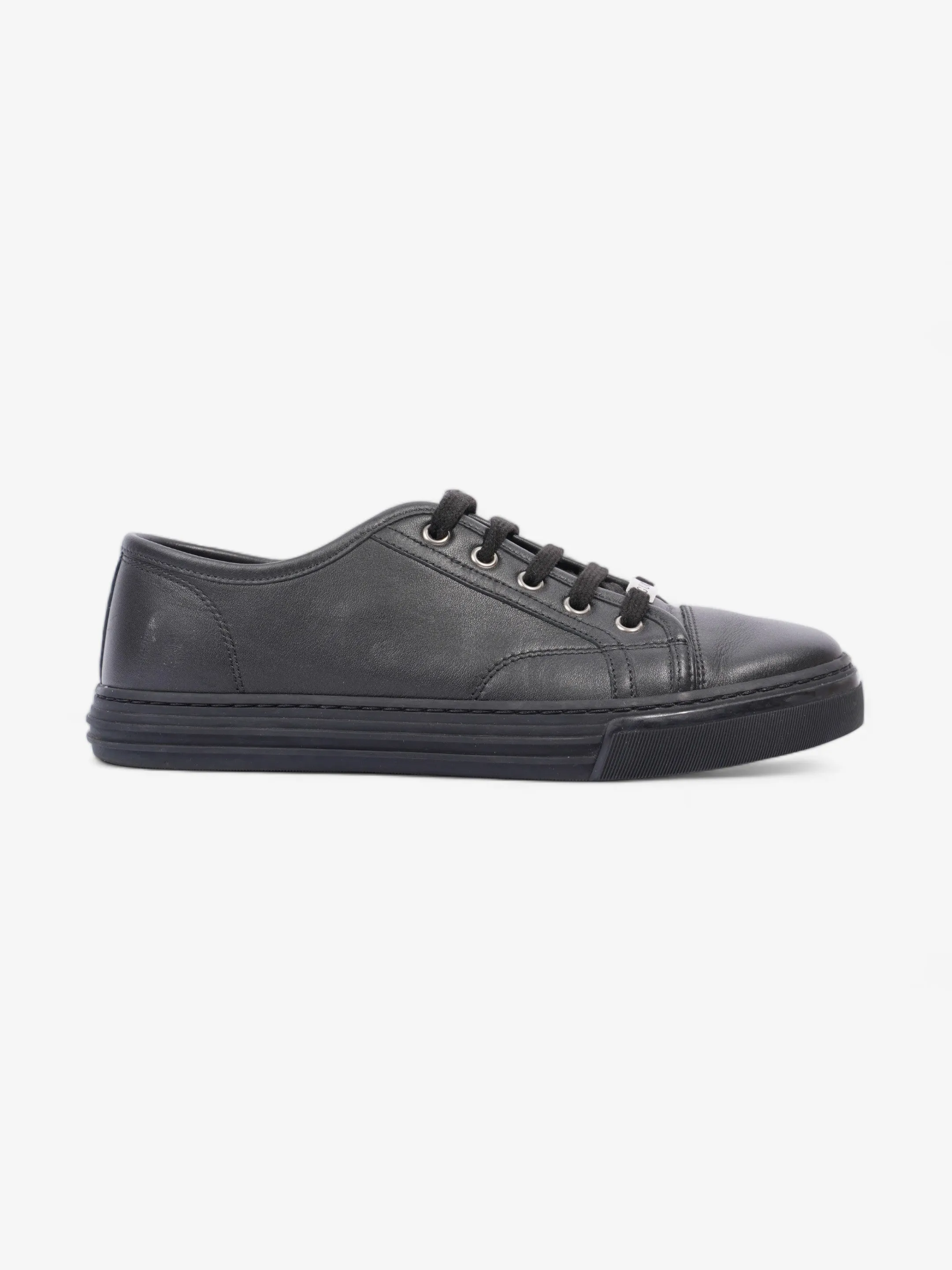 Gucci Low Top Sneaker Black Leather EU 39 UK 5 Relaxed shock absorption