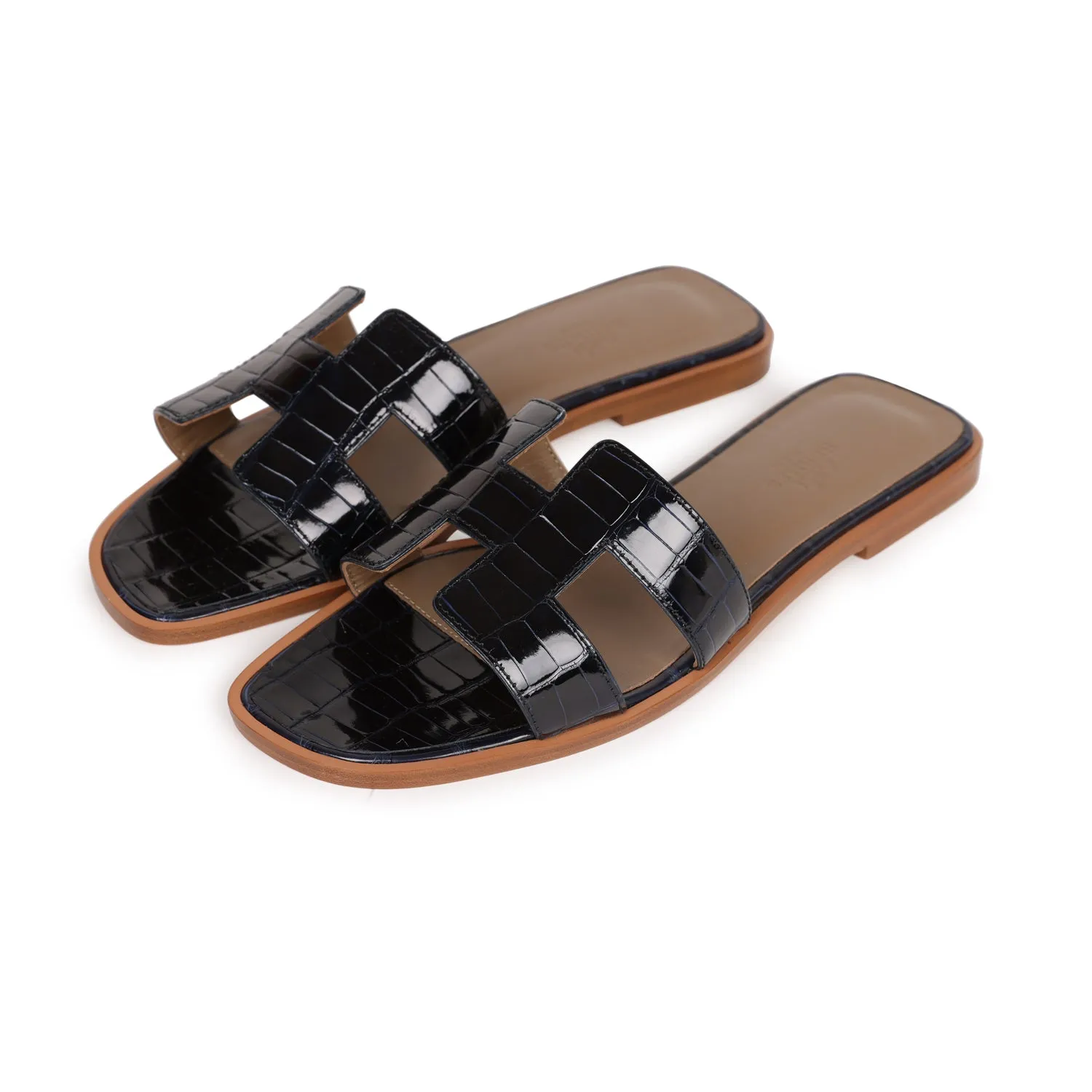 Hermes Oran Sandals Marine Shiny Alligator 37 Ultra-Stylish Sandals