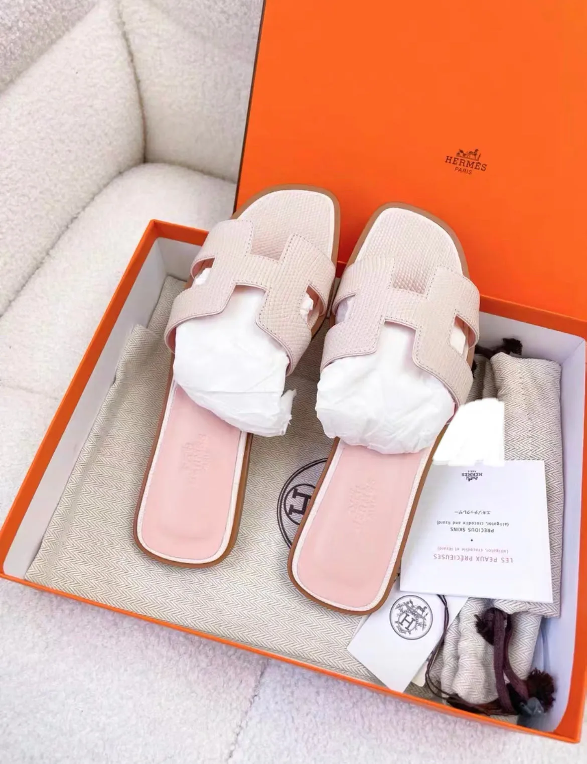 Herms Oran 37 Hermes Pink Lizard Sandals High-Comfort Support