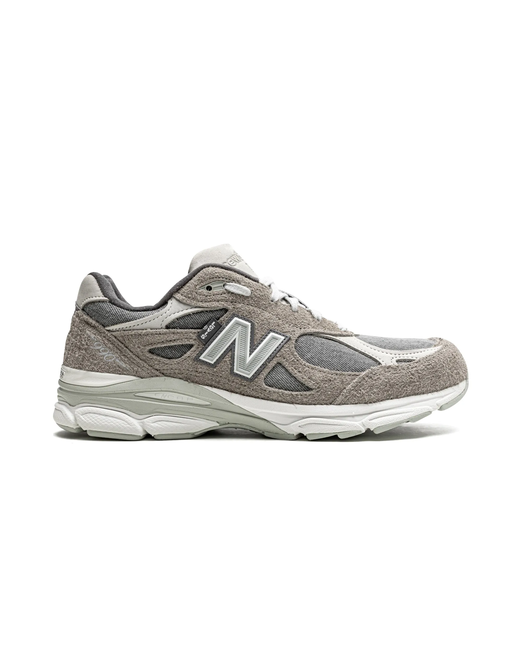 High Elastic Material New Balance 990v3 MiUSA Levi's Elephant Skin