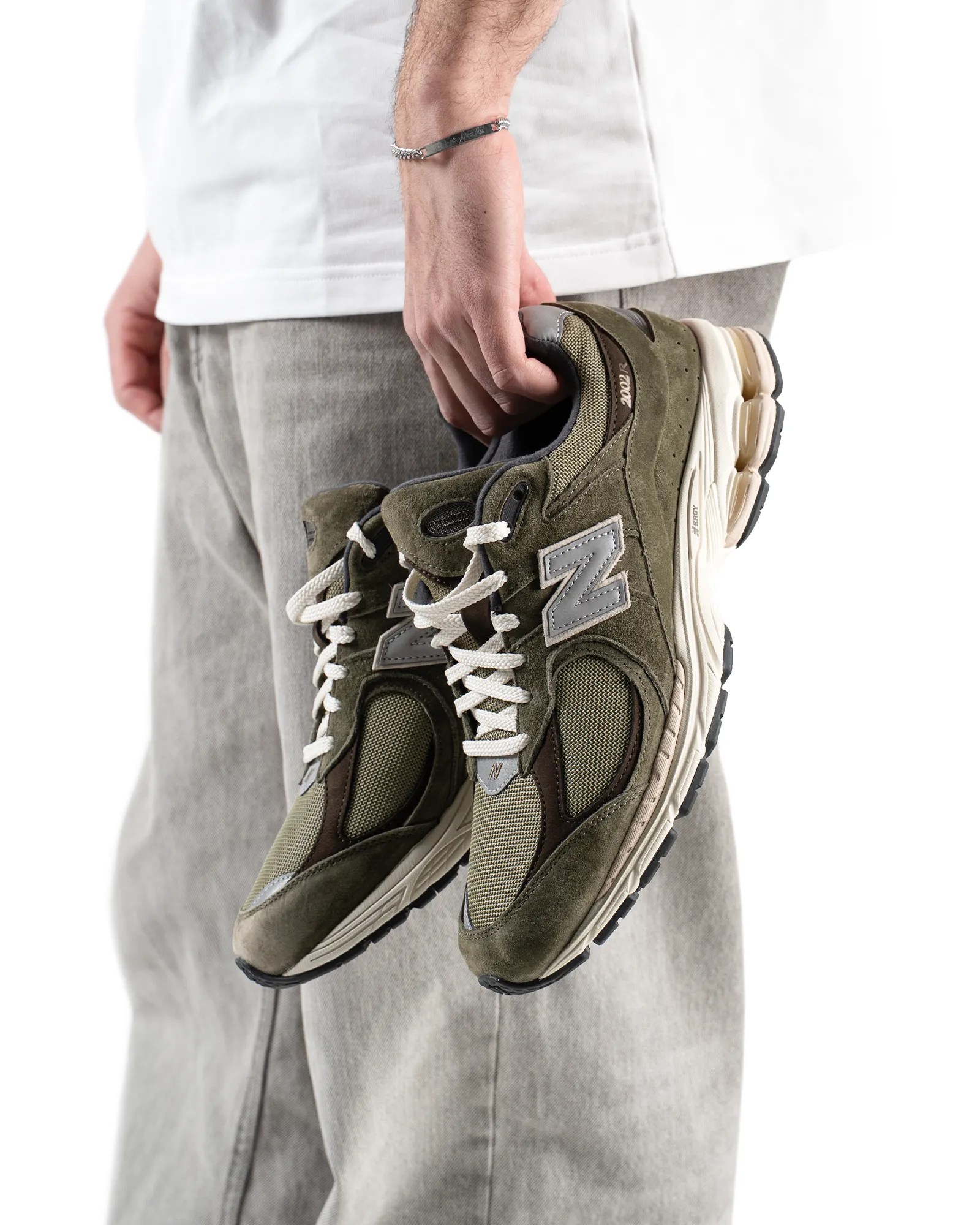 High-performance ease New Balance 2002R Olive Brown
