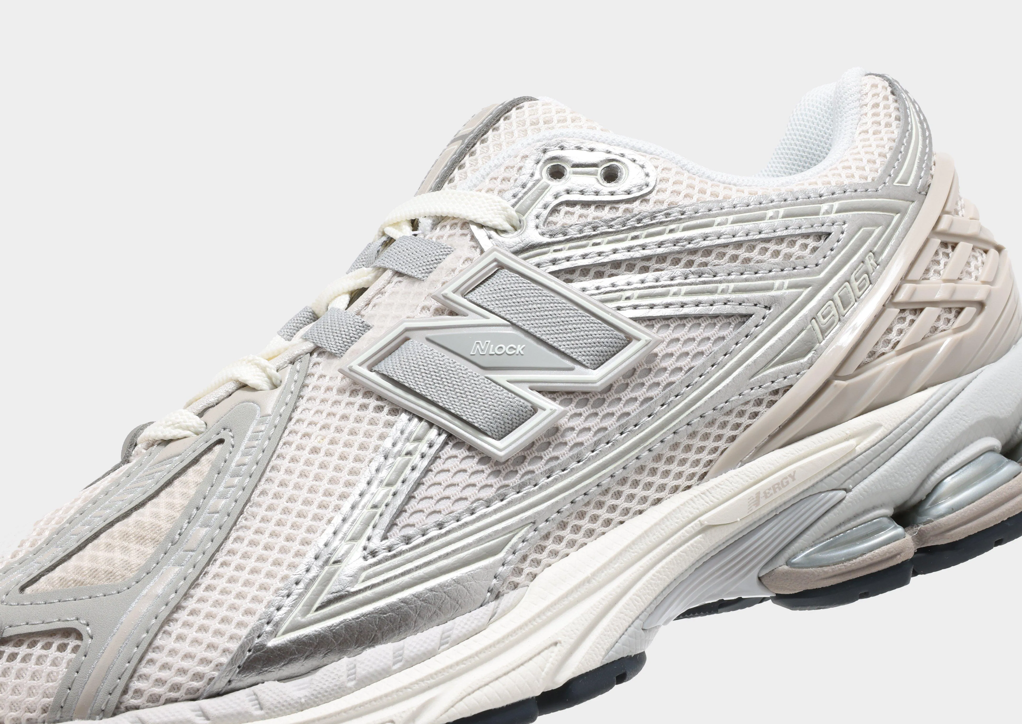 Hybrid 1906 Women's