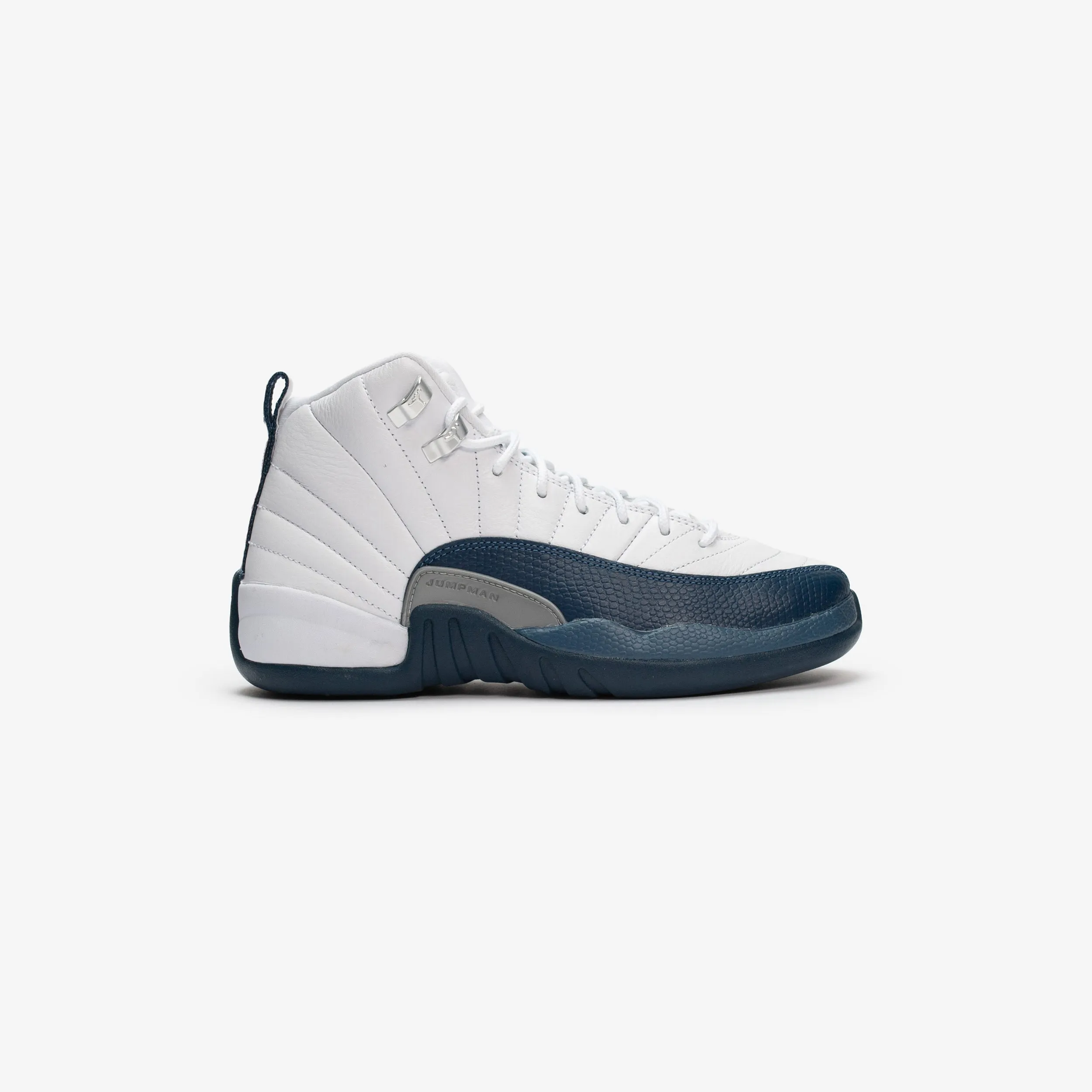 Stretch fit Modern sole Air Jordan 12 Retro (GS)