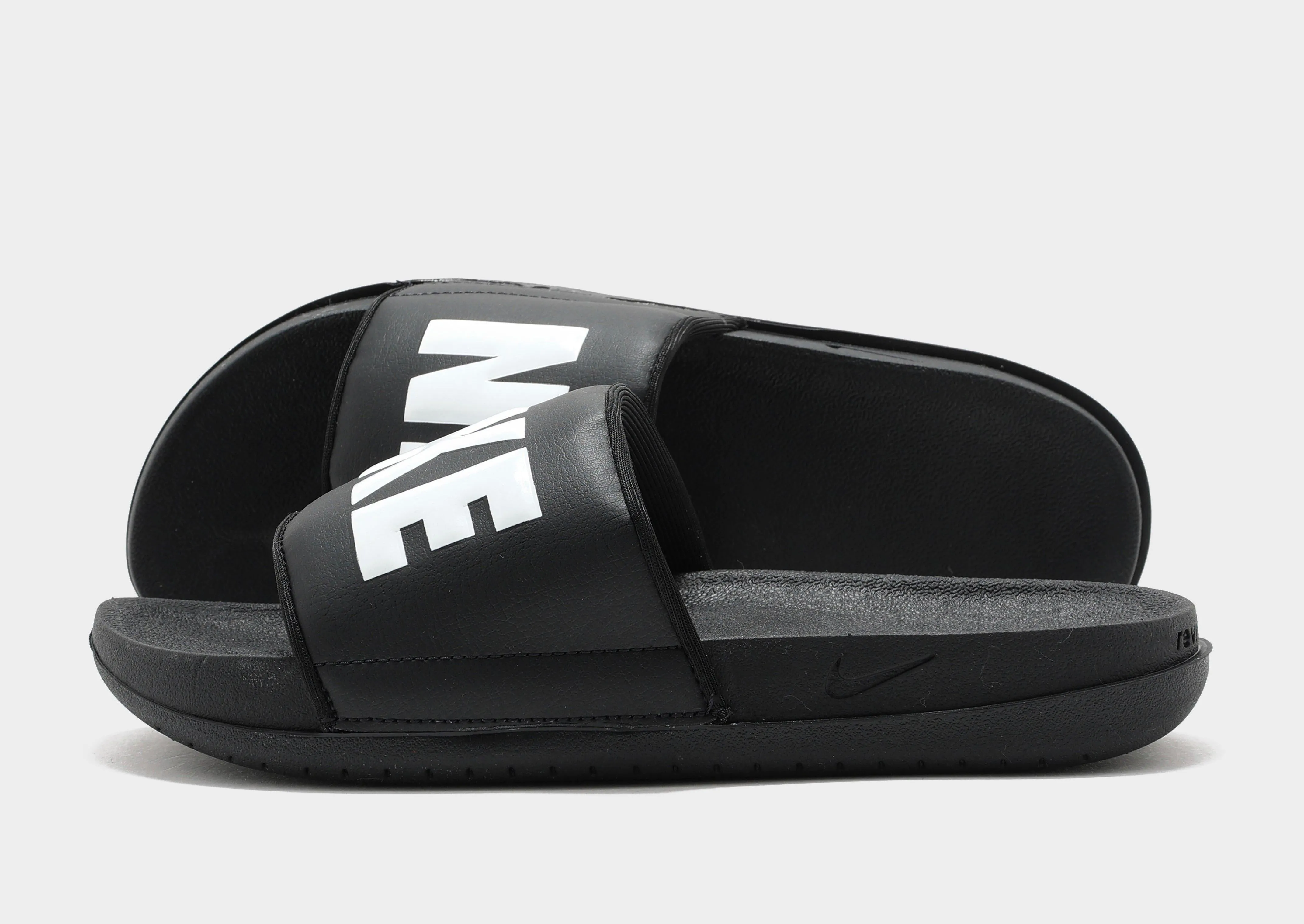 Date night Easy To Clean Offcourt Slides Women's