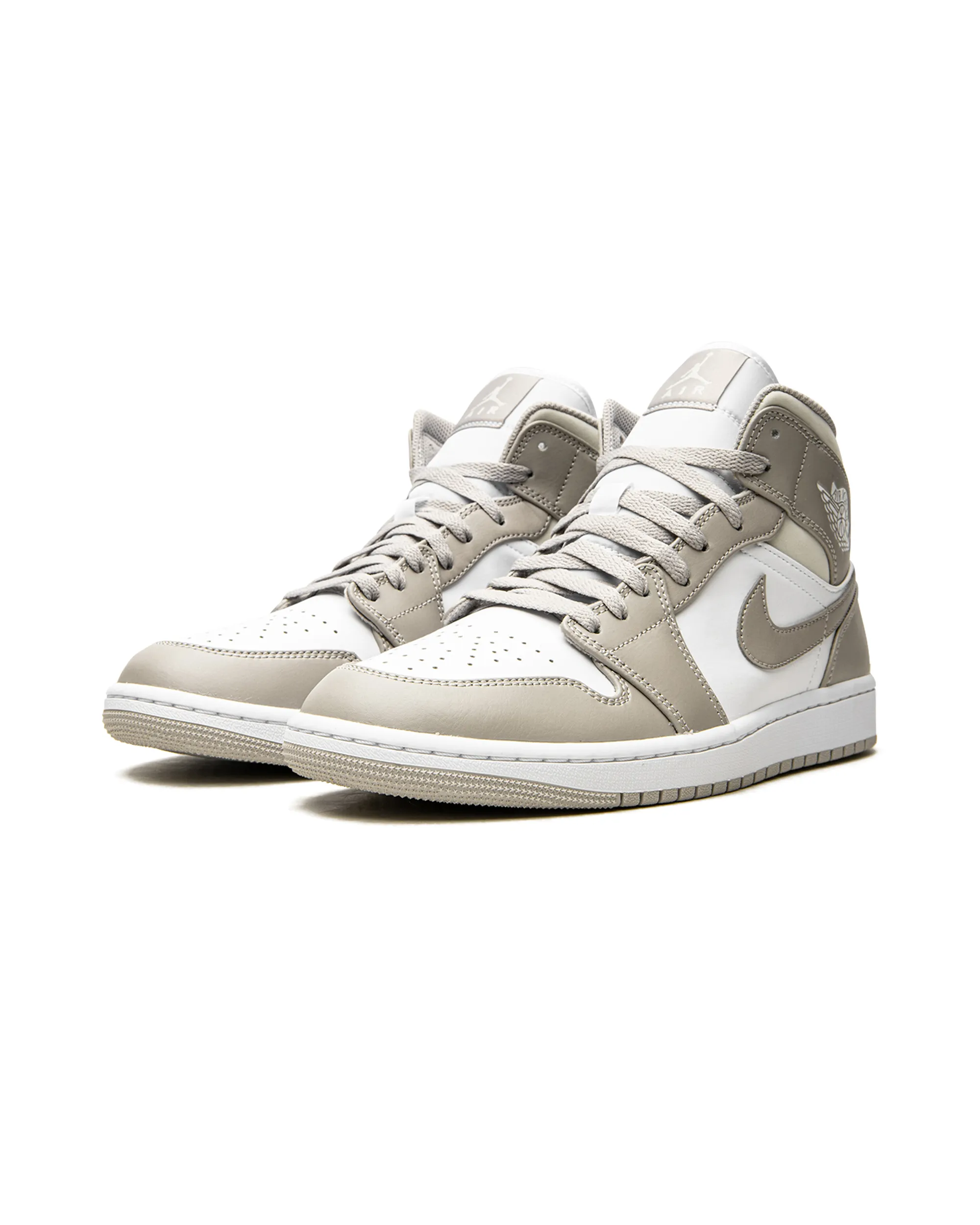 Layered cushioning Jordan 1 Mid Linen