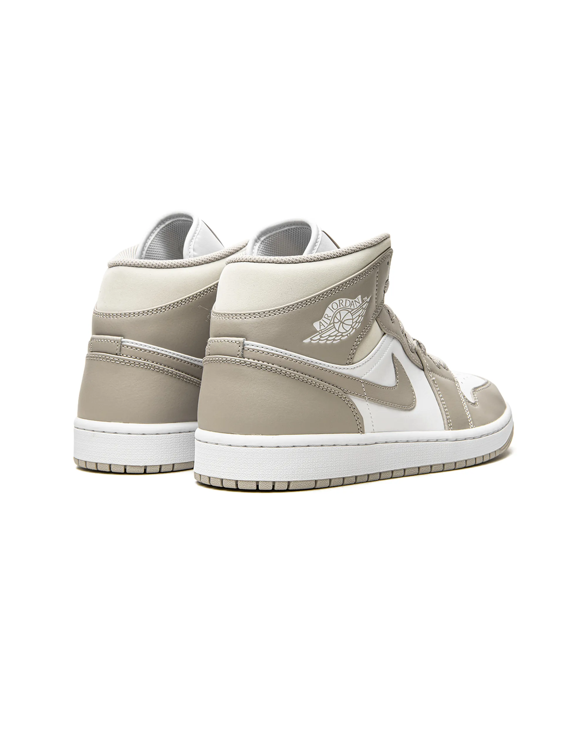 Layered cushioning Jordan 1 Mid Linen