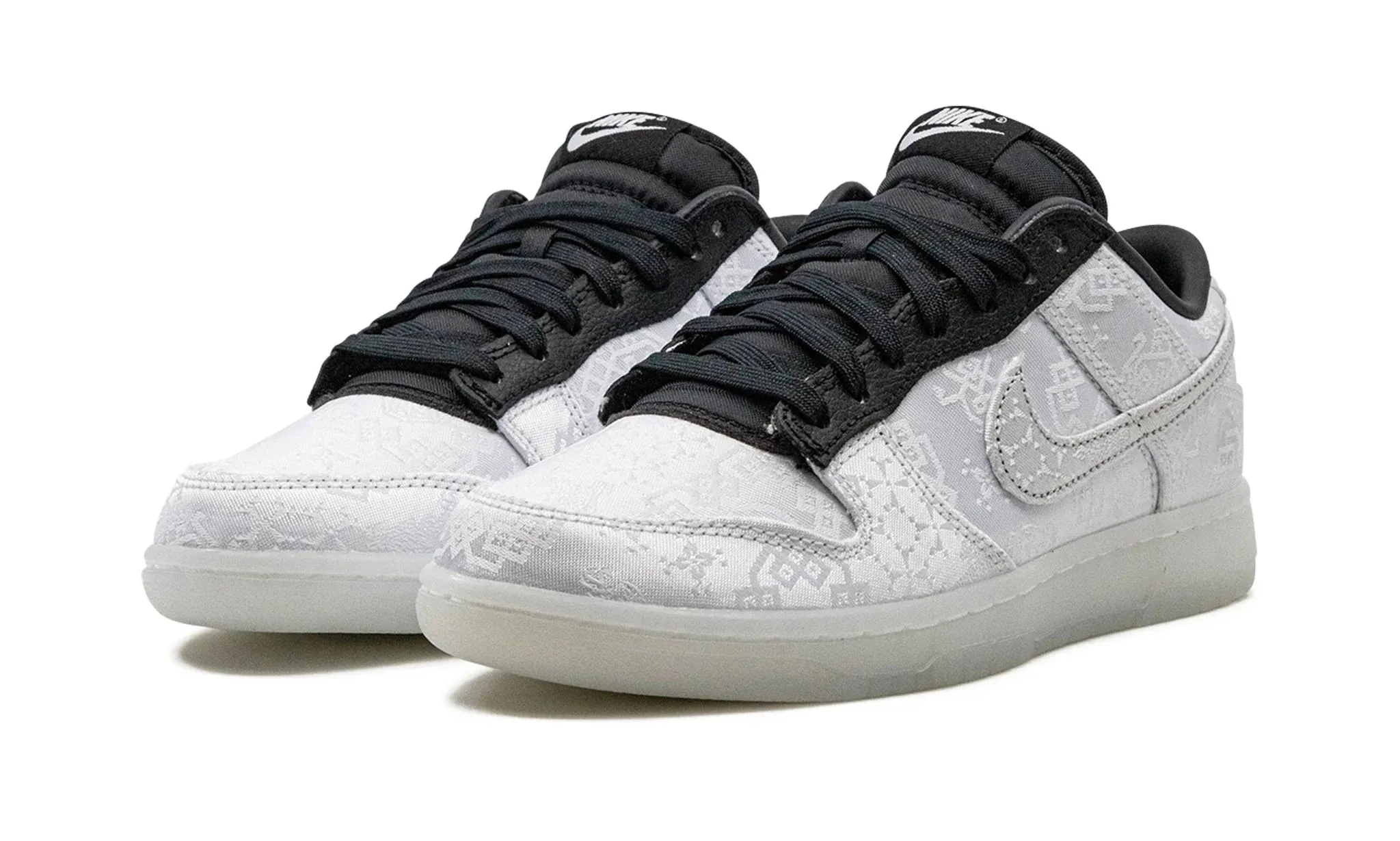 Light Ease Nike Dunk Low SP '20th Anniversary' Fragment Design x CLOT