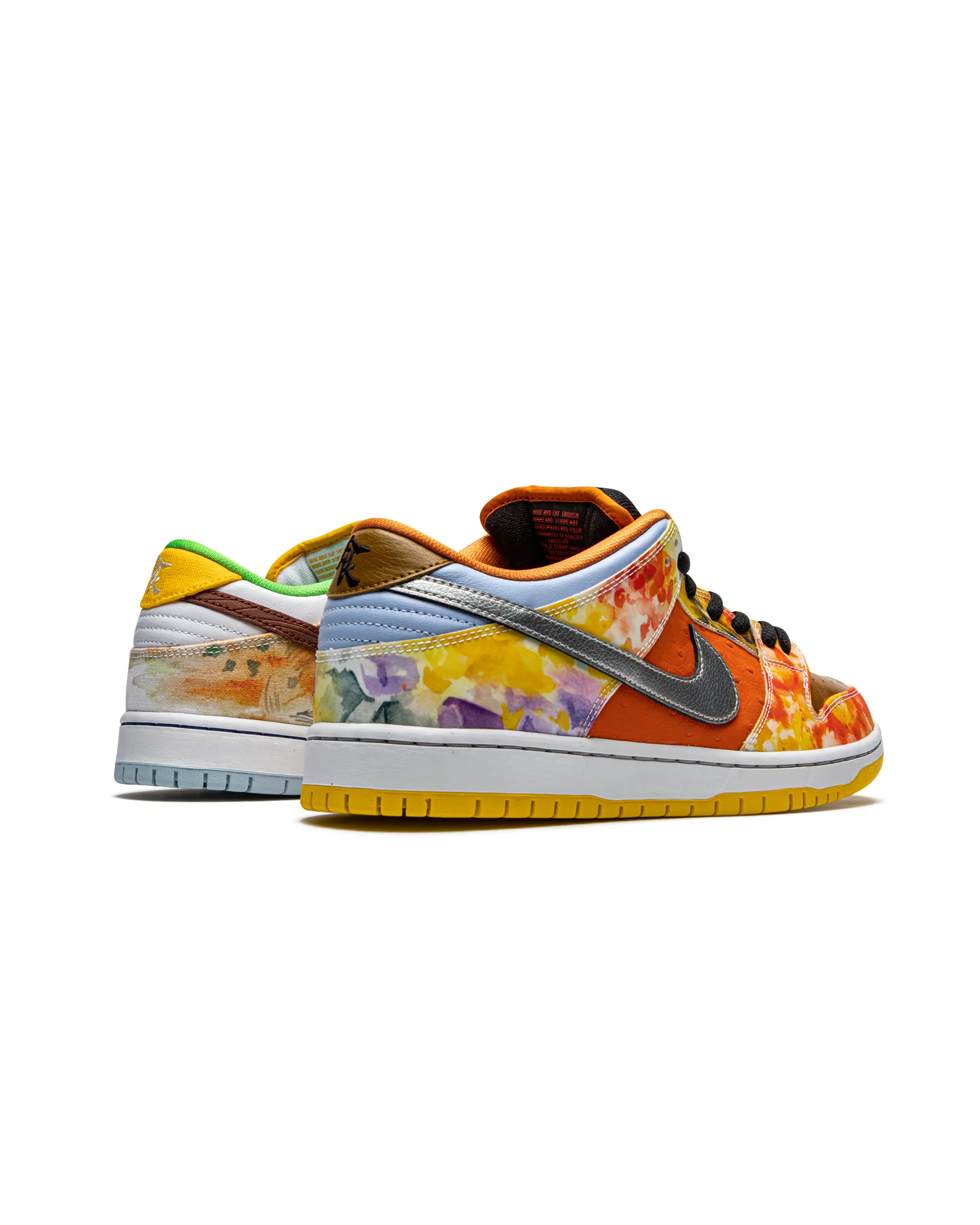 Light Glide Step Nike SB Dunk Low Street Hawker (2021)