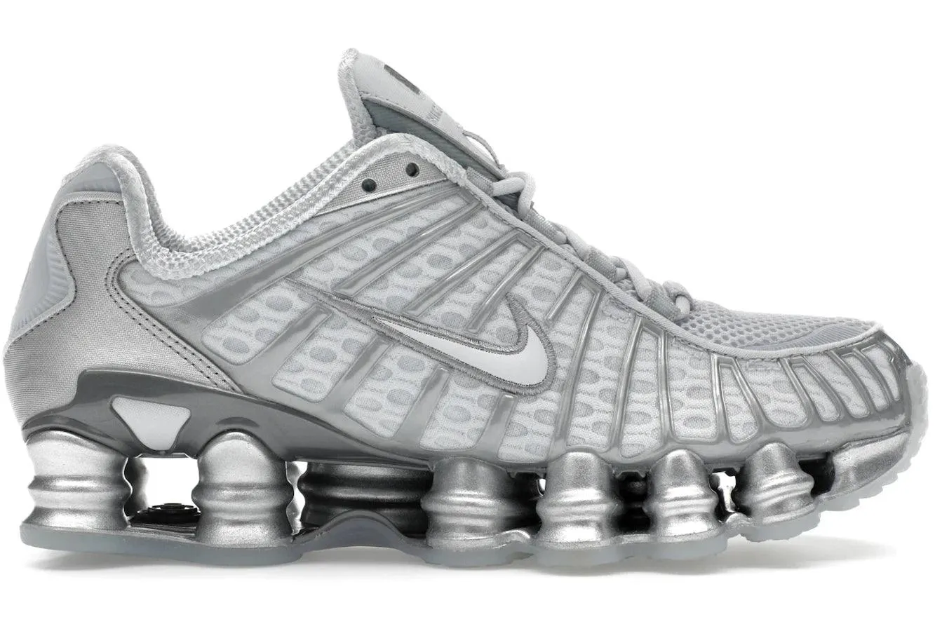 Light Motion Step-On Layer Nike Shox TL Chrome