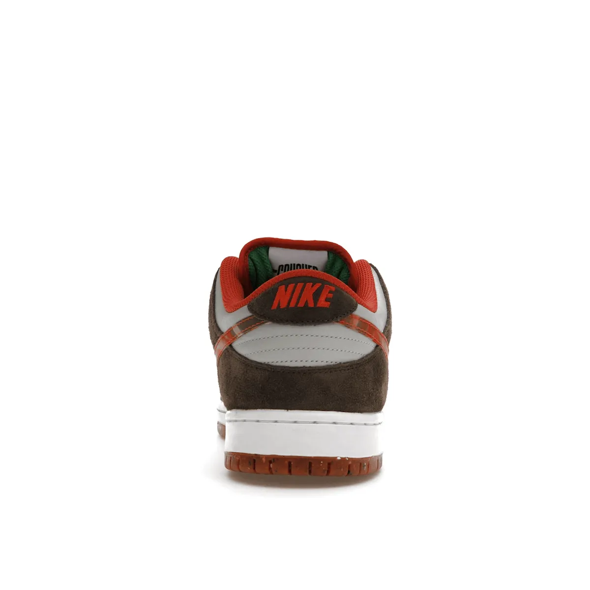 Light Step-In Nike SB Dunk Low Crushed D.C.