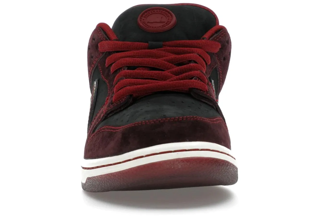 Light Step-On Glide Comfort Layer Nike SB Dunk Low Riot Skateshop