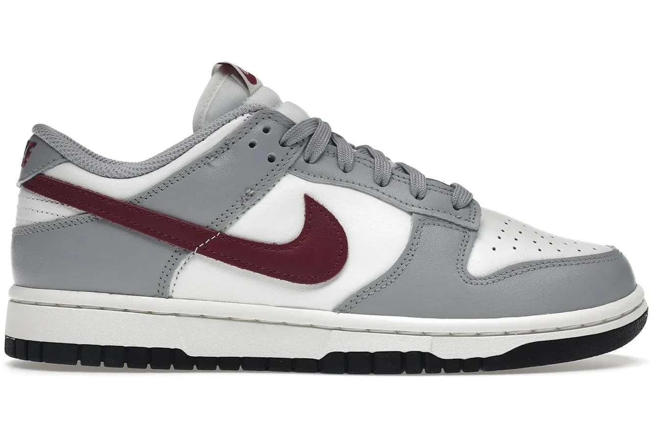 Light Step-On Nike Dunk Low Pale Ivory Redwood