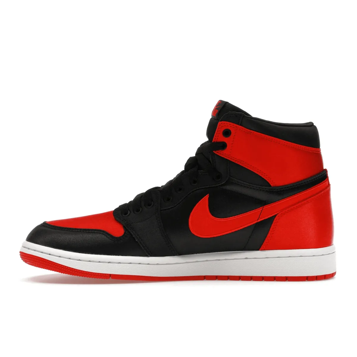 Lightweight Air Jordan 1 Retro High OG Satin Bred