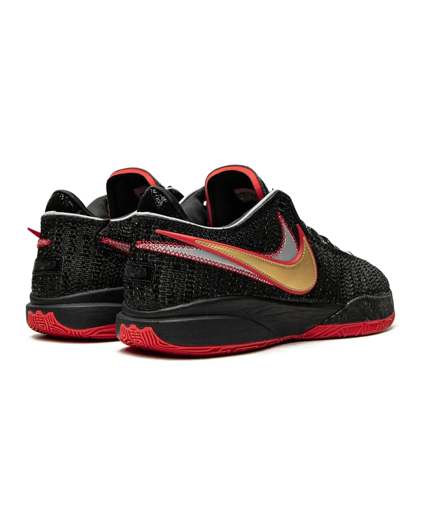 lightweight upper shoes Nike LeBron 20 Miami Heat