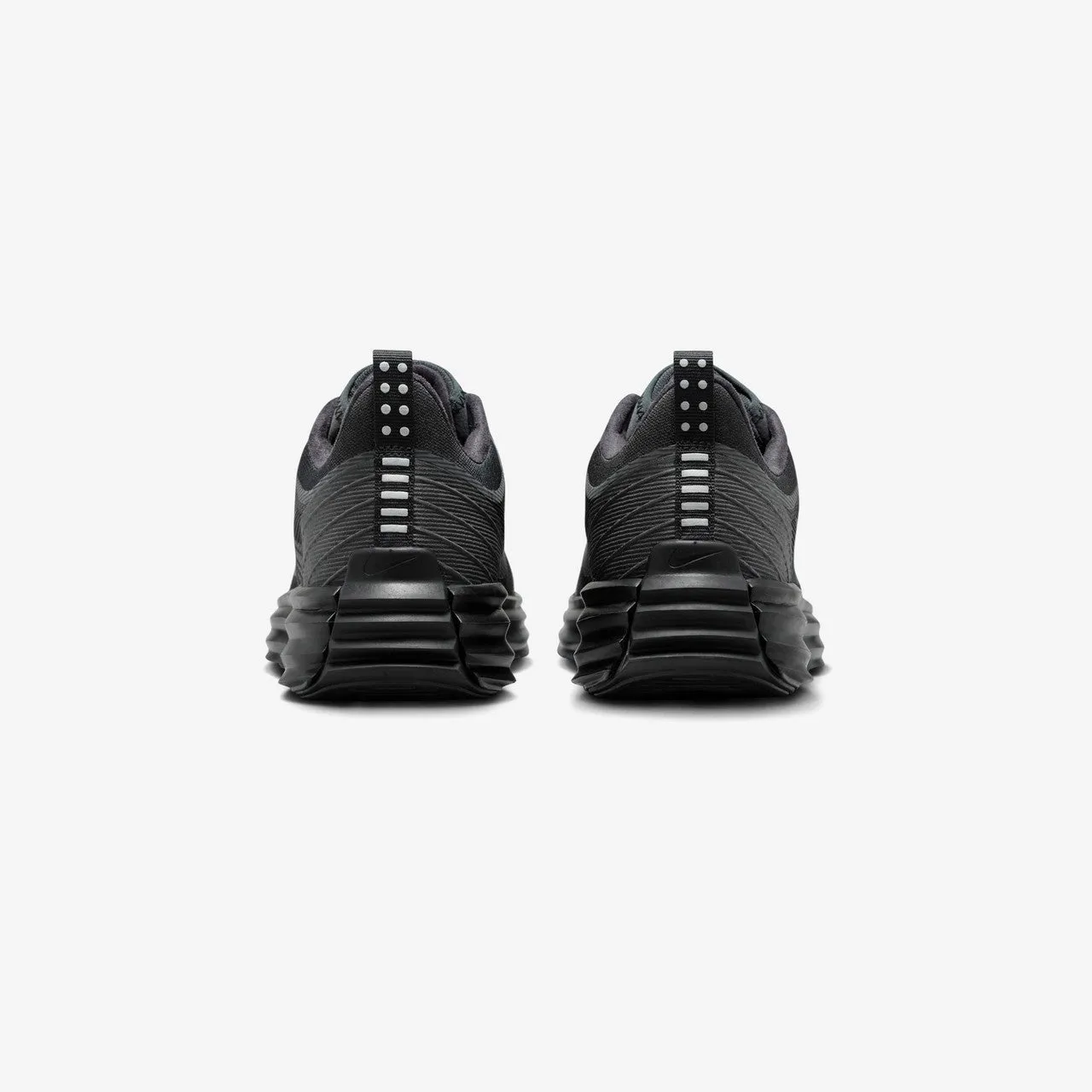 Lunar Roam Effortless Fit