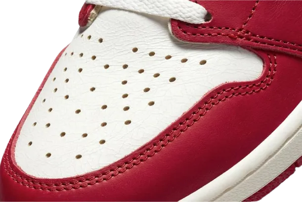 luxe feel AJ 1 Retro Lost and Found