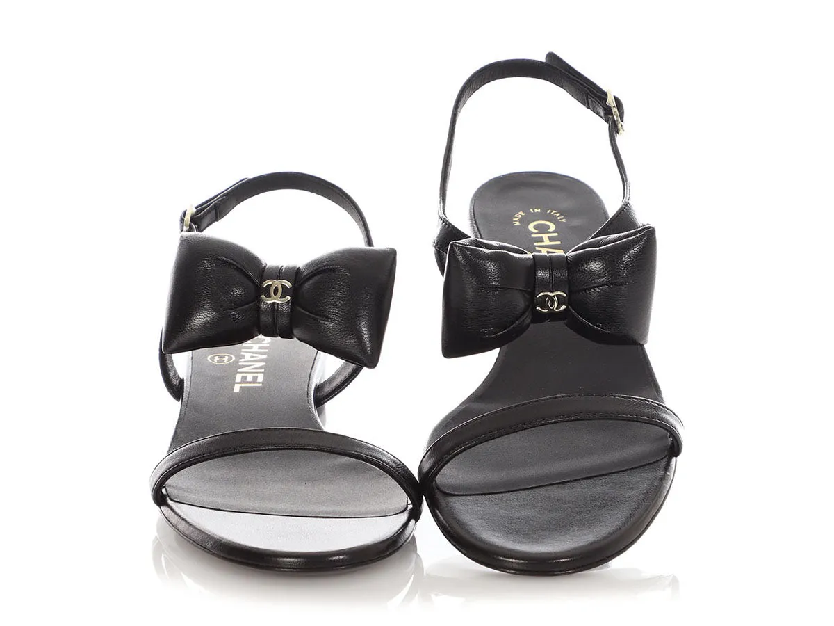 Luxury Sandals Chanel Black Puffy Bow Sandals
