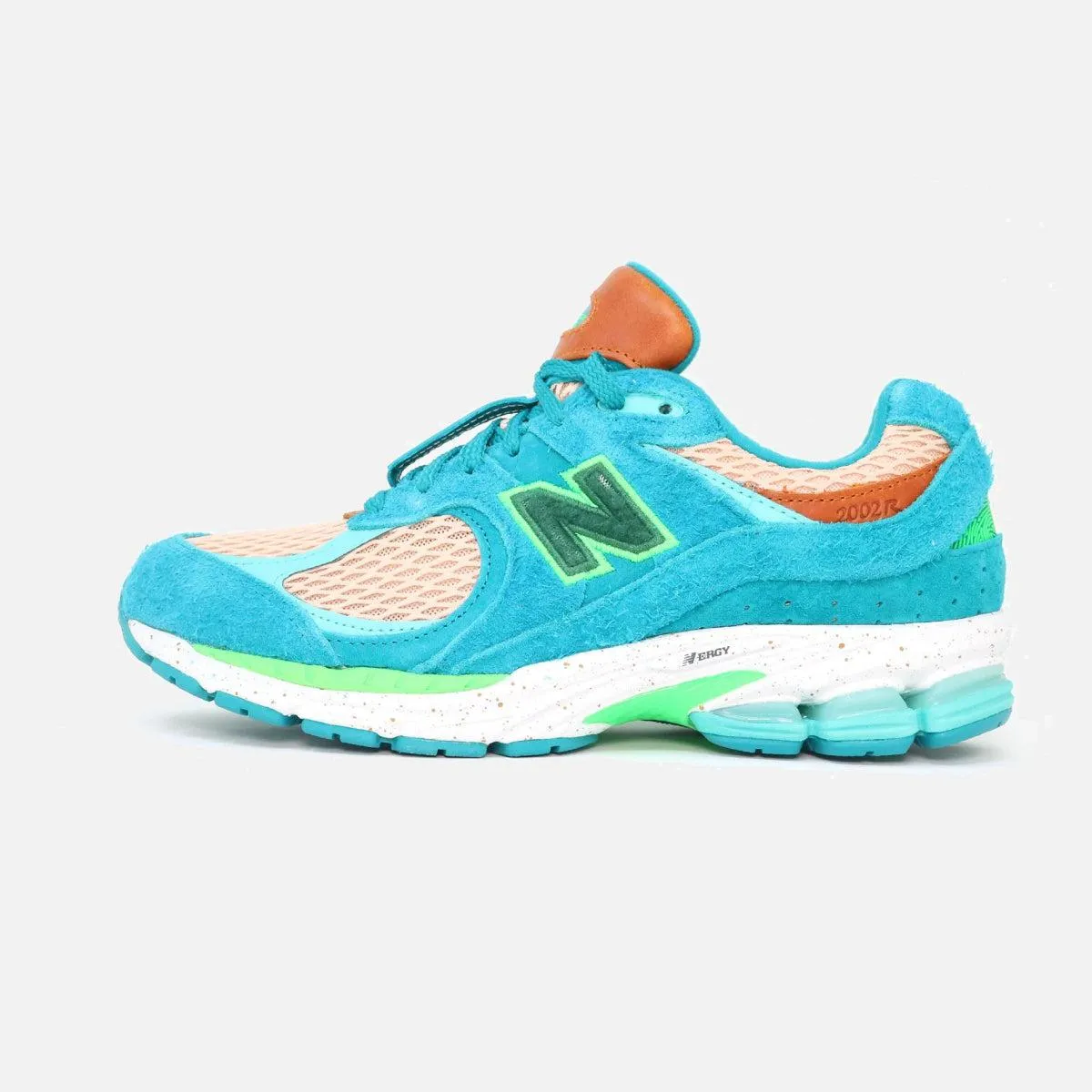 Antique Glow Men's New Balance Salehe Bembury 2002RJ Water Be The Guide