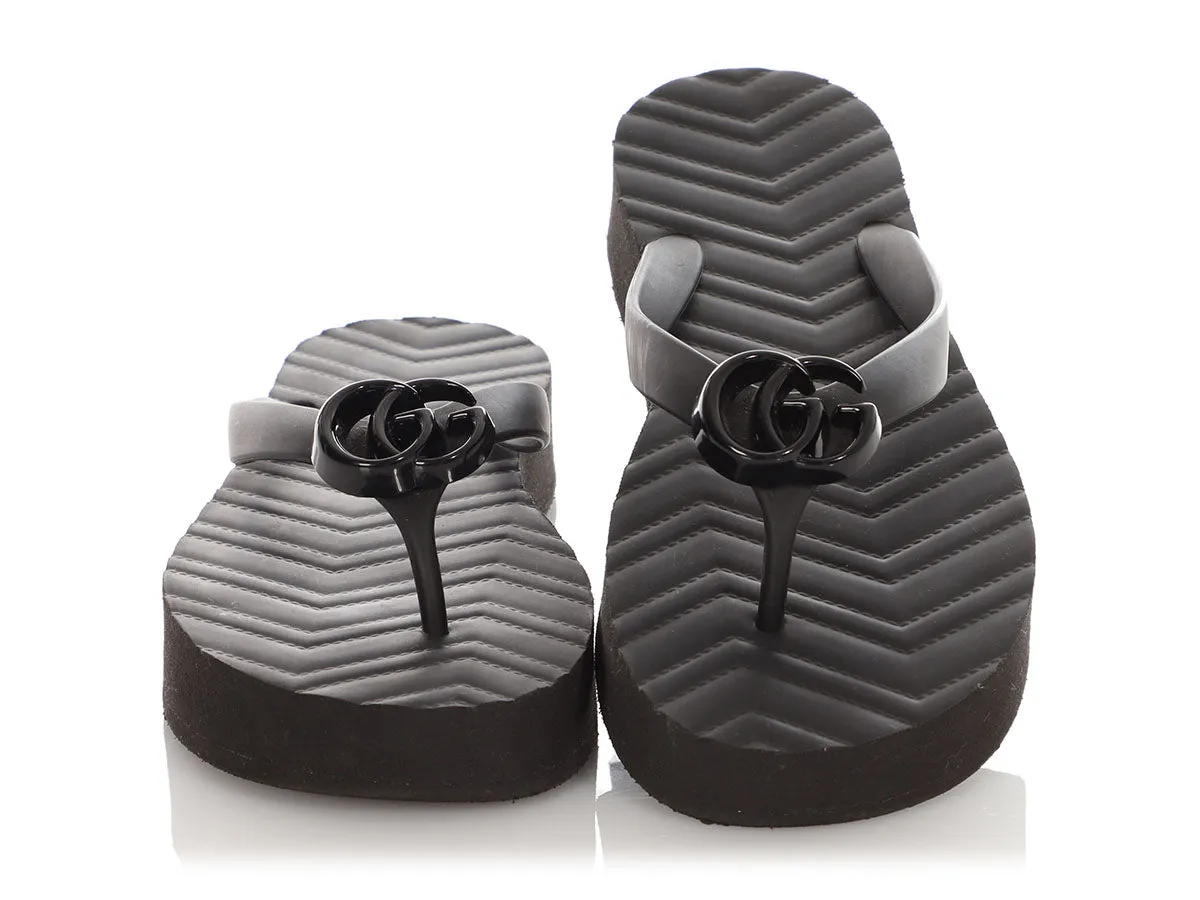 Minimal Feel Gucci Black GG Rubber Thong Sandals