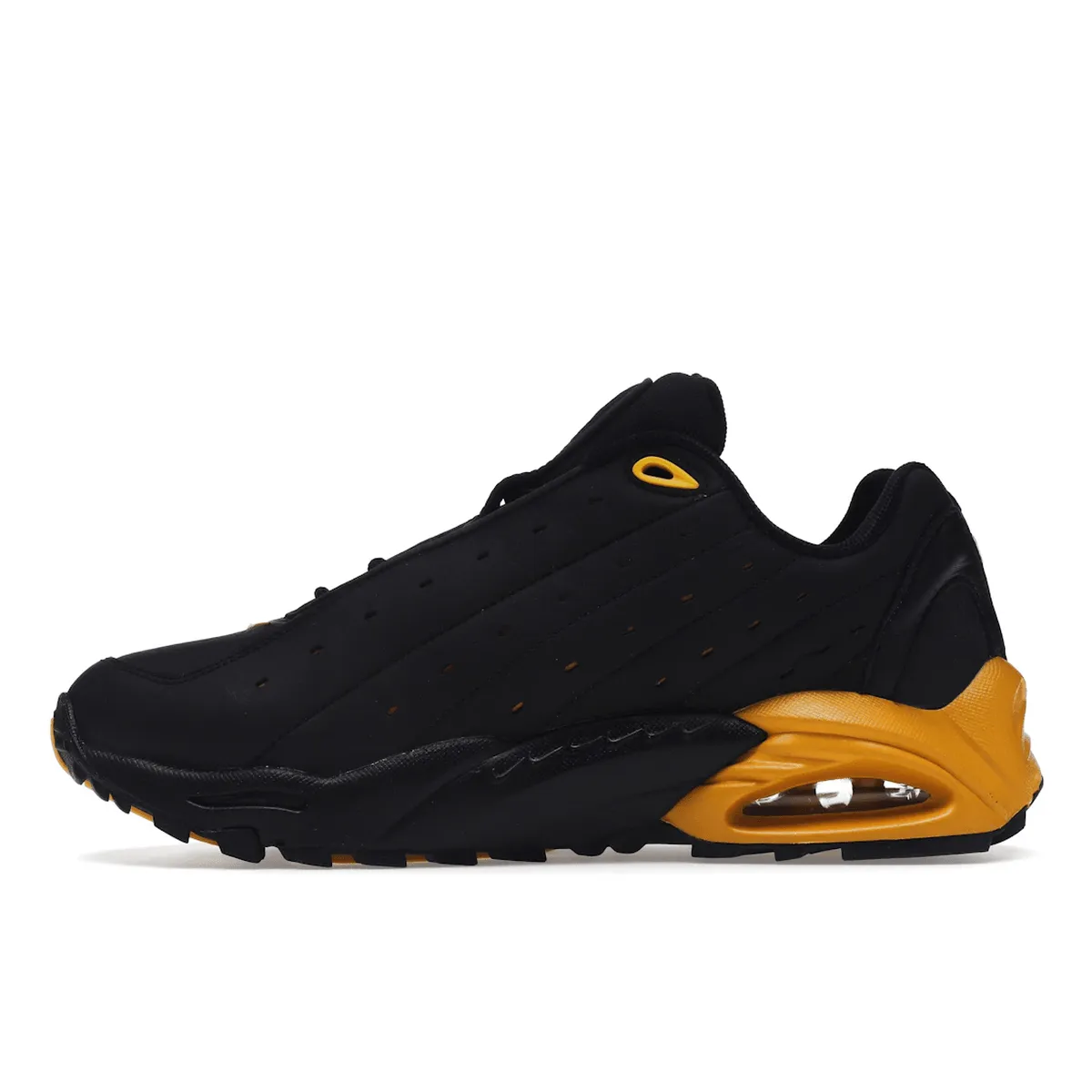 Modern Look Nike Hot Step Air Terra Drake NOCTA Black Yellow